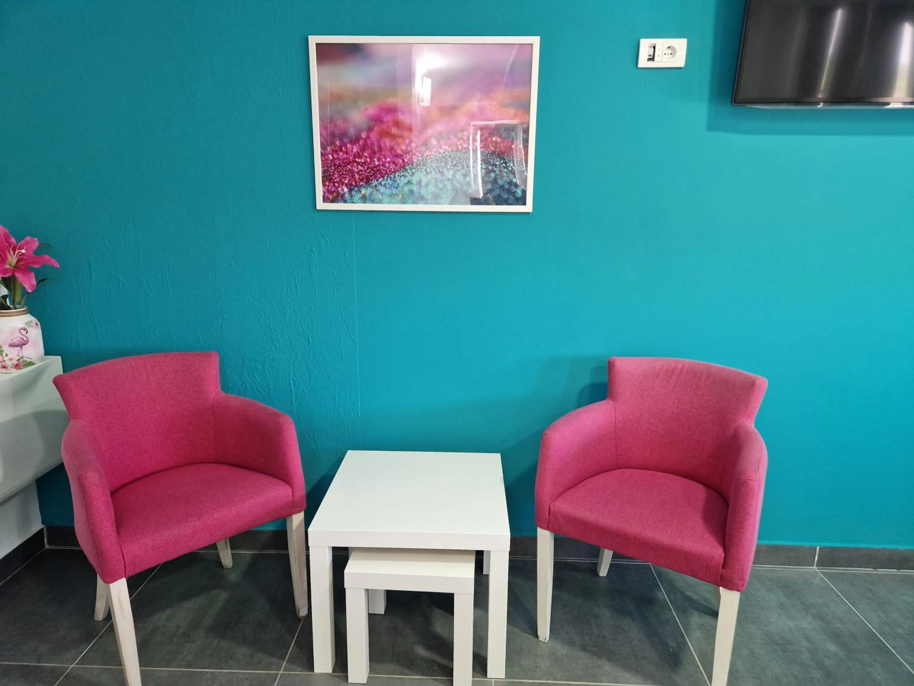 Seating area in Flamingo Resort