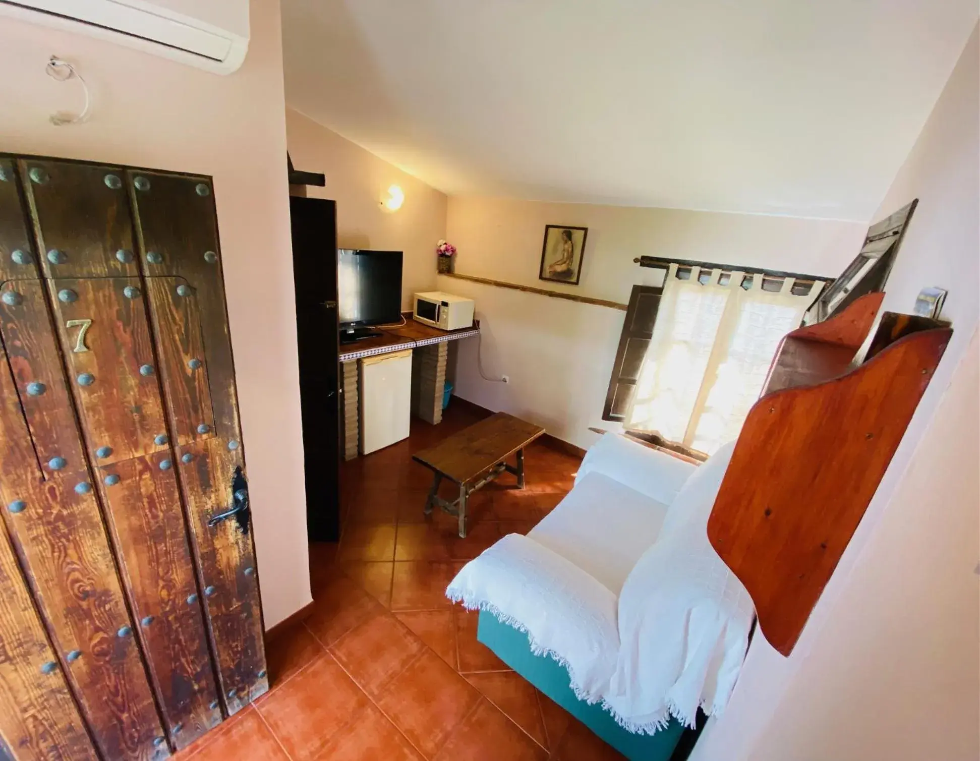Quadruple Room with View in Posada La Casa Grande Quadruple Room with View in Posada La Casa Grande