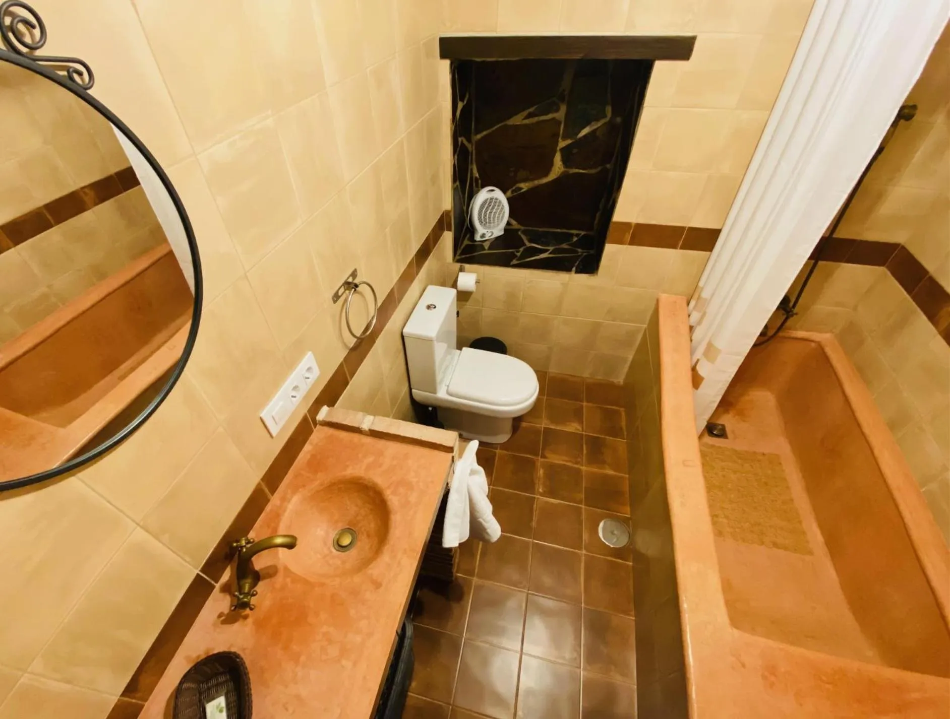 Shower in Posada La Casa Grande