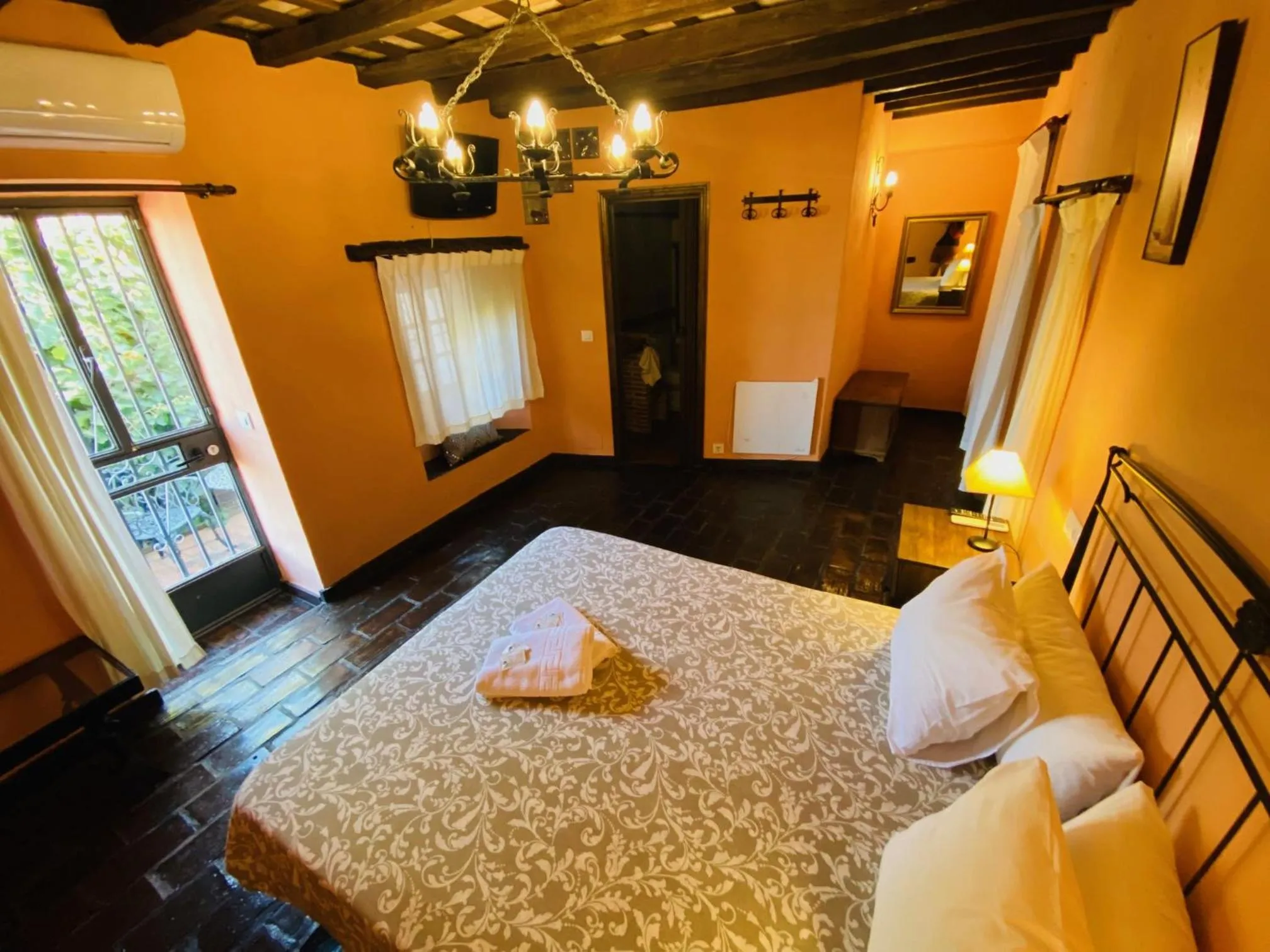 Photo of the whole room, Bed in Posada La Casa Grande