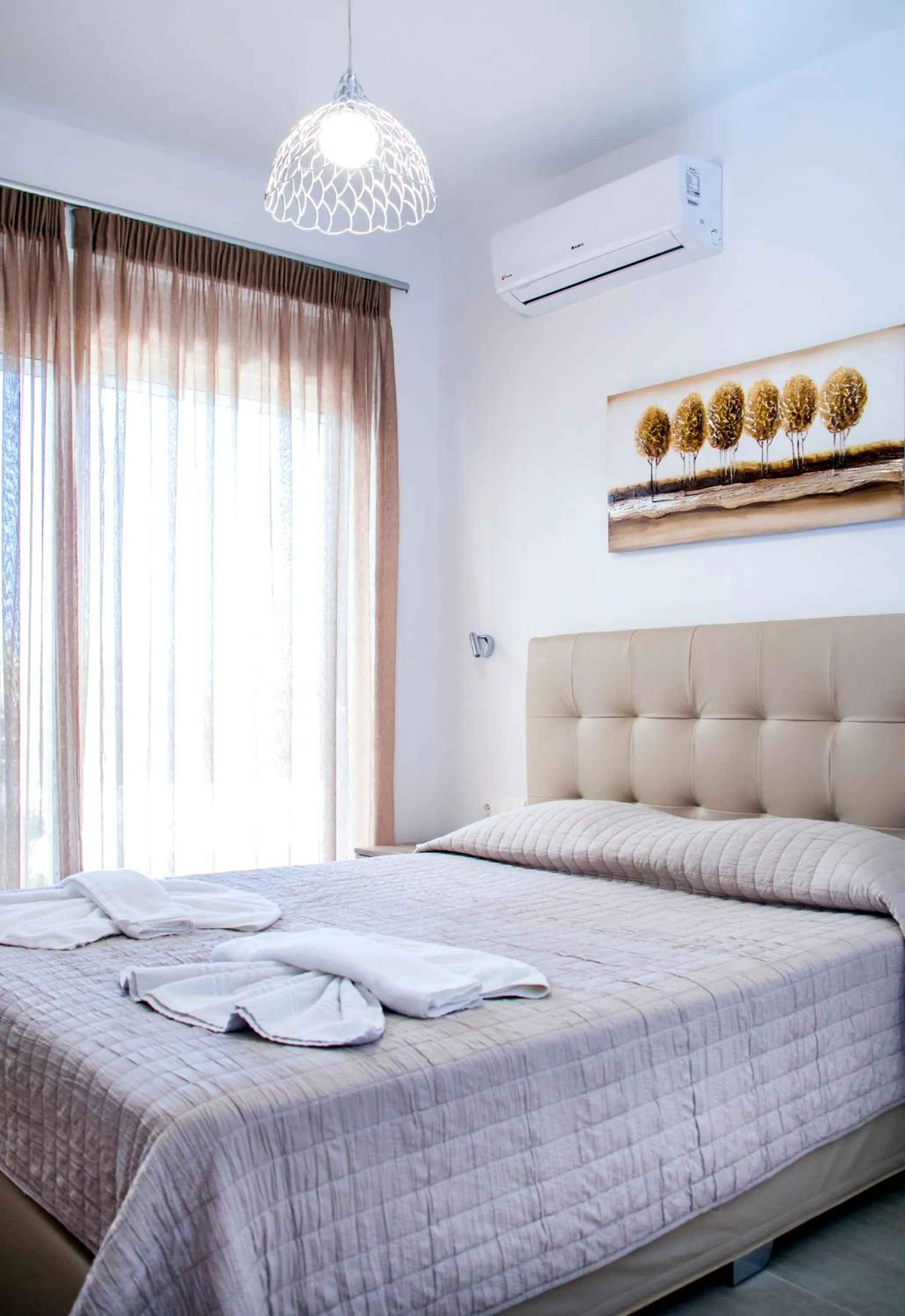 Bedroom, Bed in Gennadi Gardens exclusive apartments