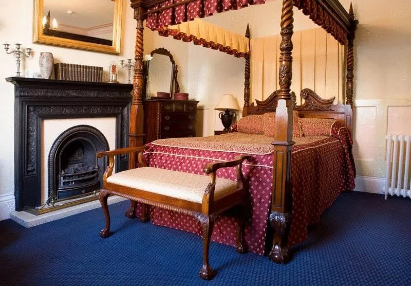 TV and multimedia in Bail House