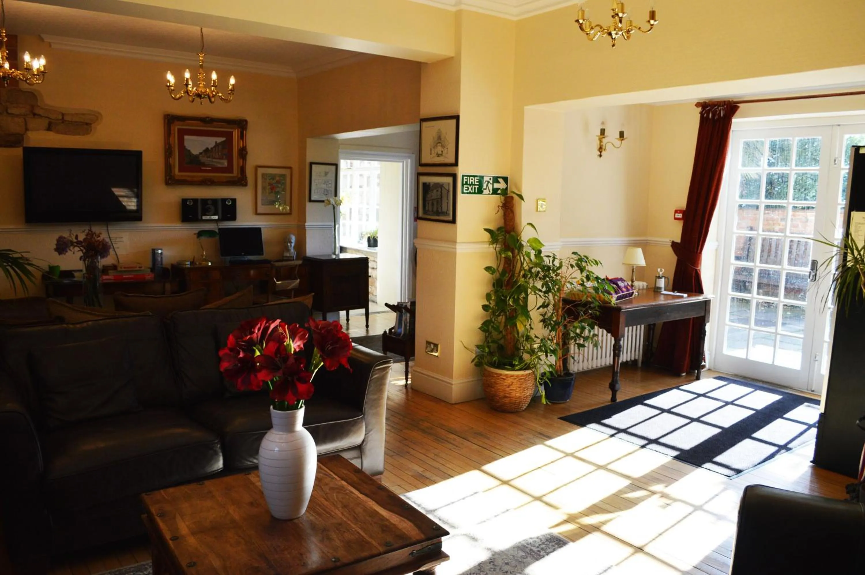 Communal lounge/ TV room in Bail House