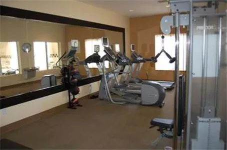 Fitness centre/facilities, Fitness Center/Facilities in Hilton Garden Inn Grand Forks/Und