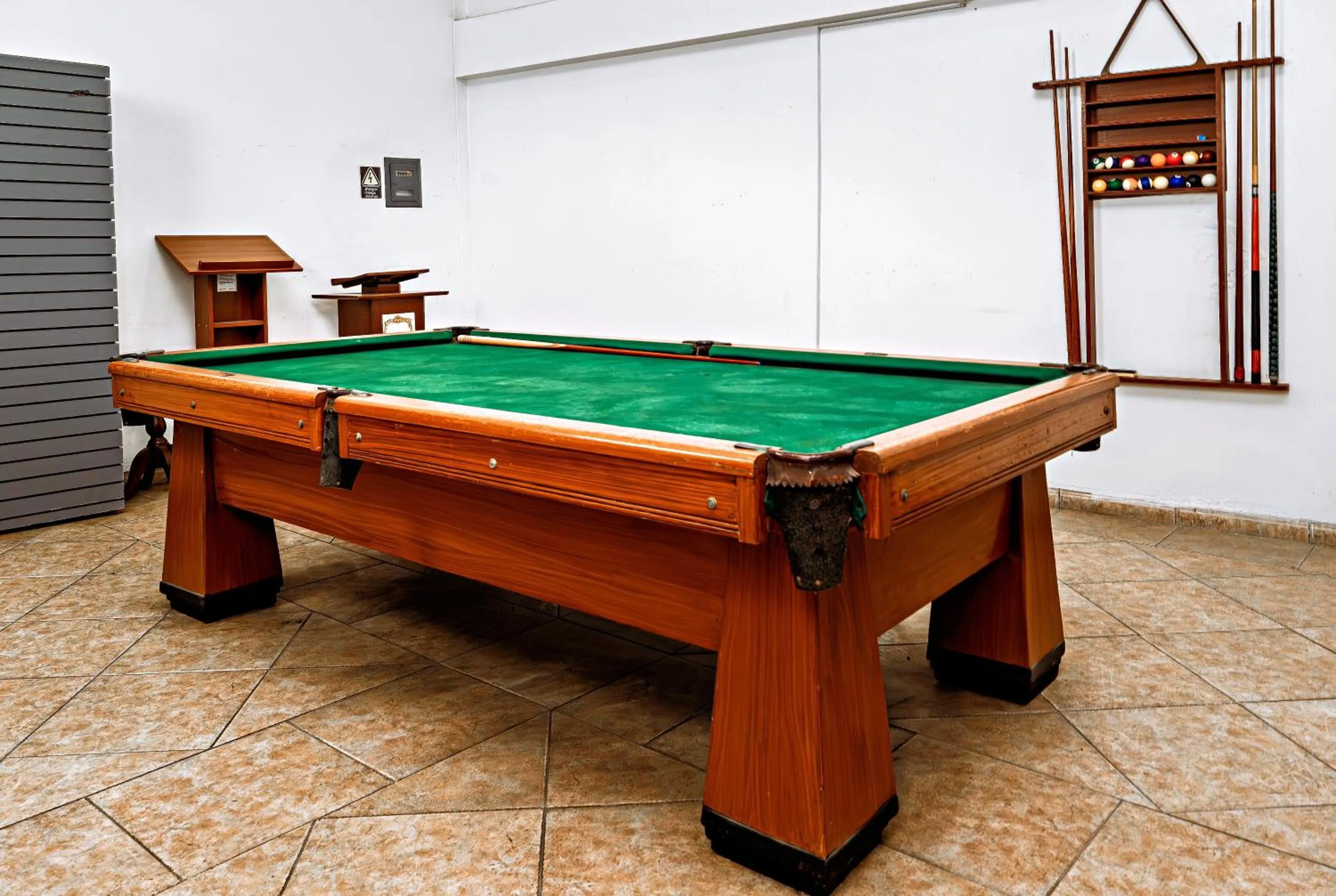 Billiard in Gran Bolivar Hotel - Trujillo, Perú