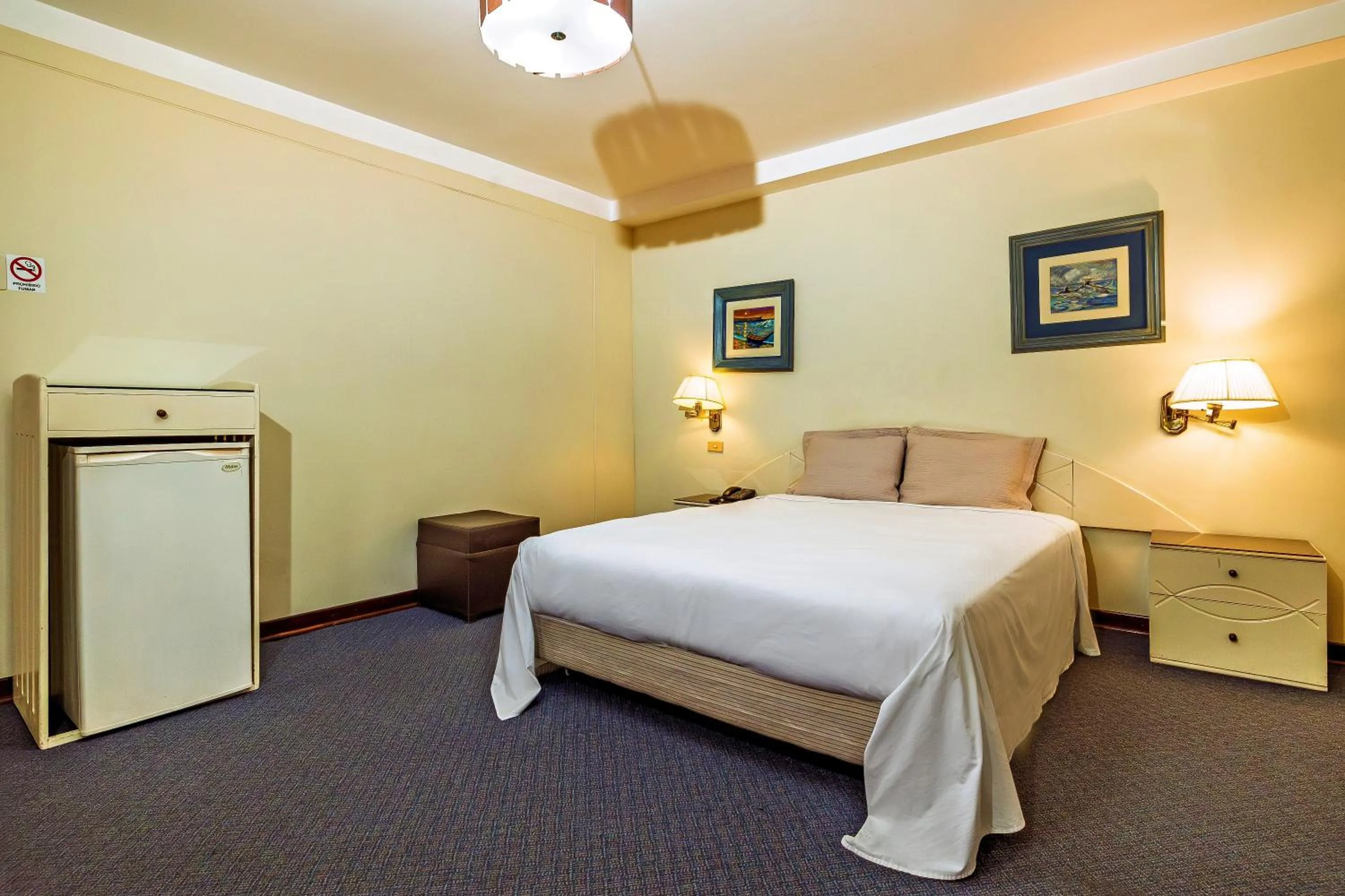 Bed in Gran Bolivar Hotel - Trujillo, Perú