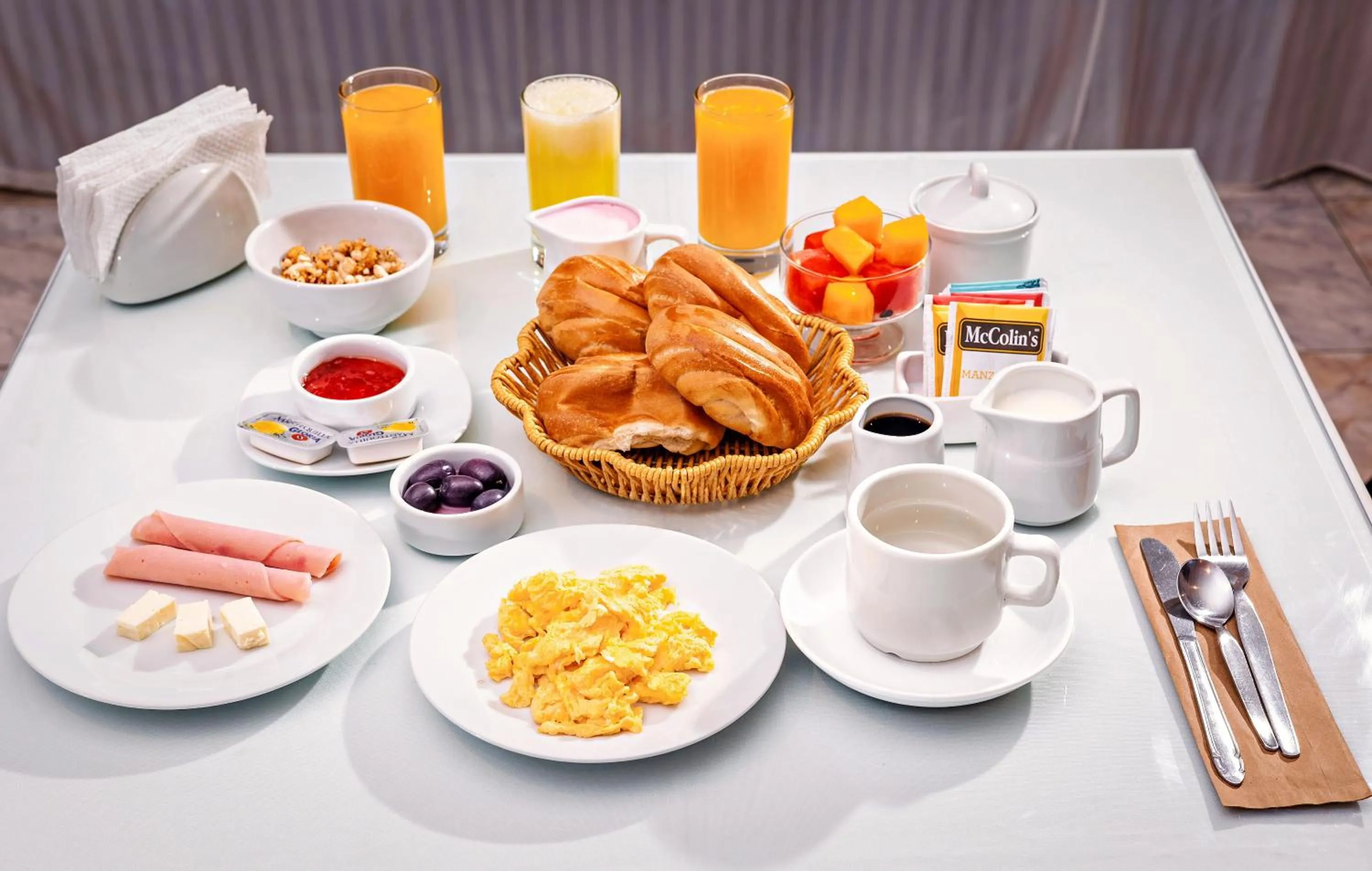 Food in Gran Bolivar Hotel - Trujillo, Perú