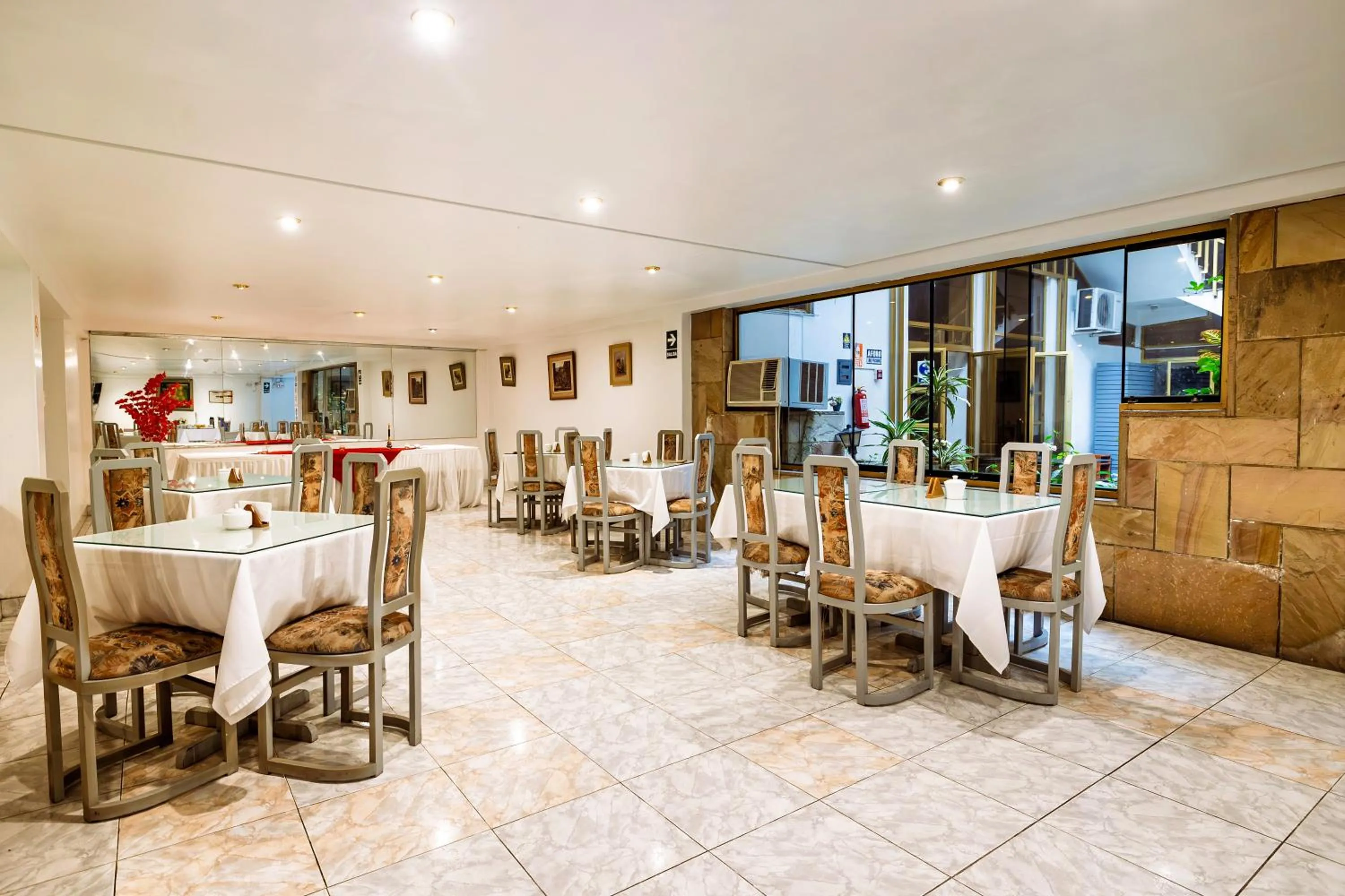 Restaurant/places to eat in Gran Bolivar Hotel - Trujillo, Perú