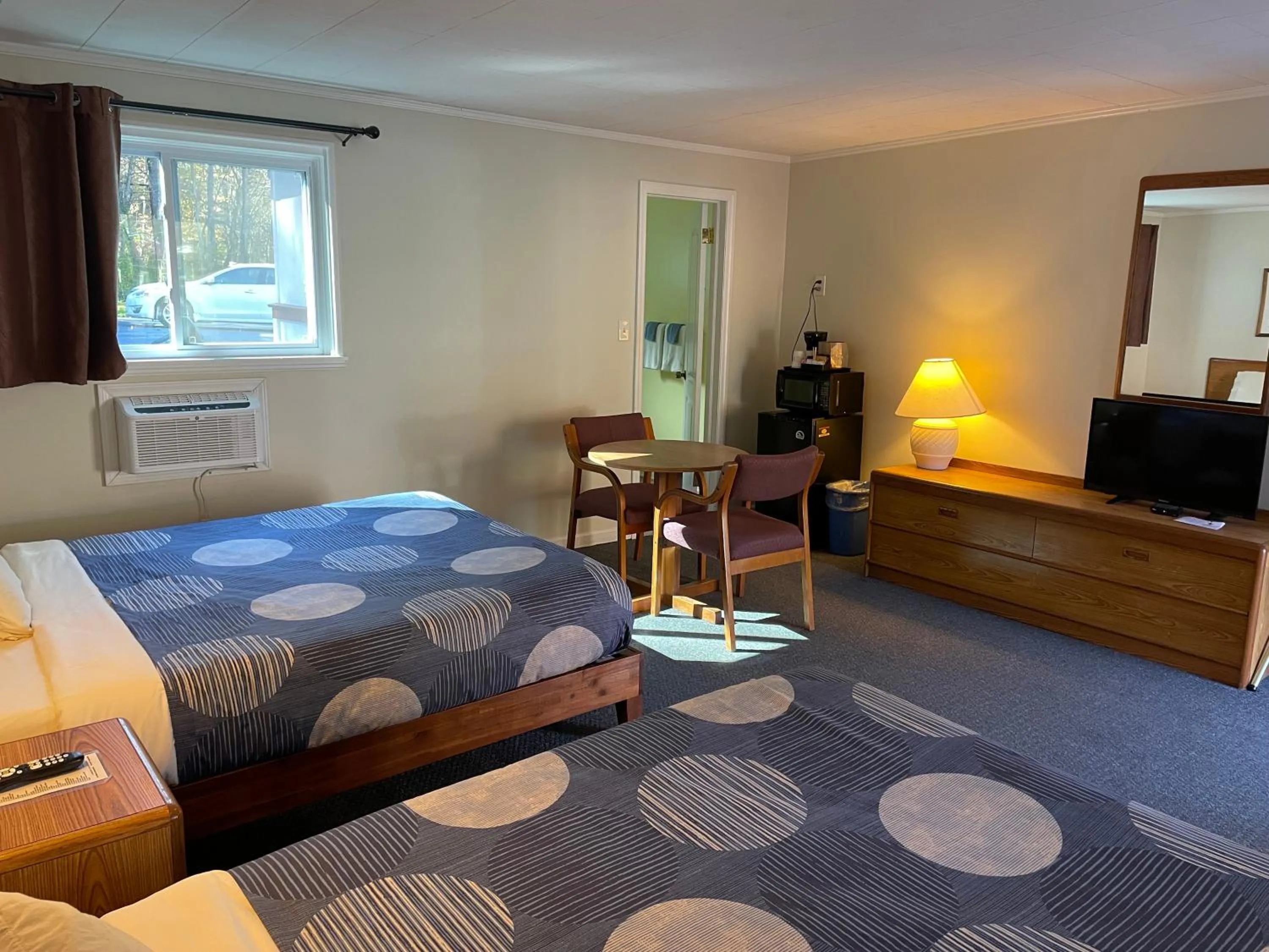 Bed in A Holiday Motel - Maggie Valley