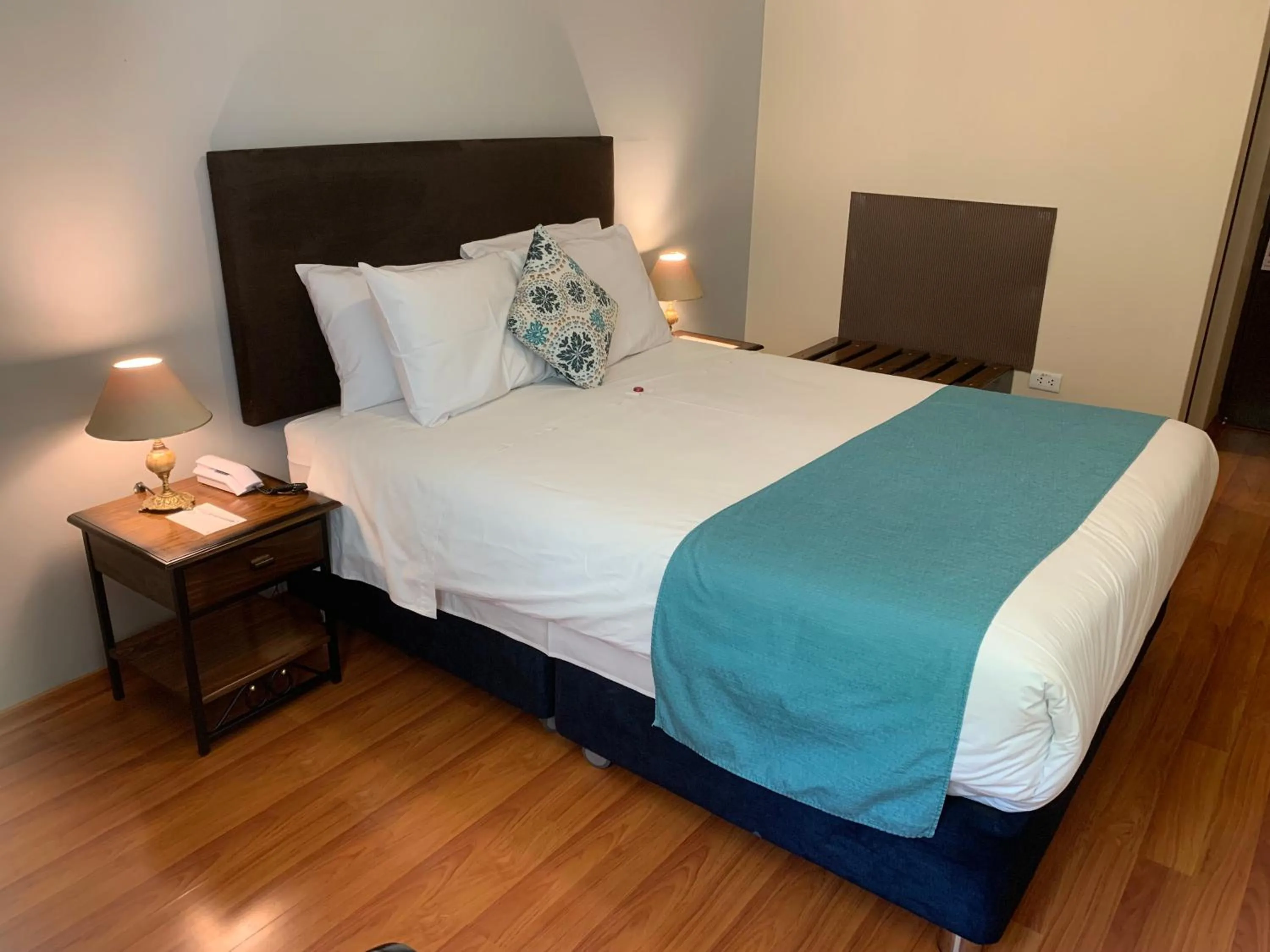 Bedroom, Bed in Hotel Los Tambos Colonial