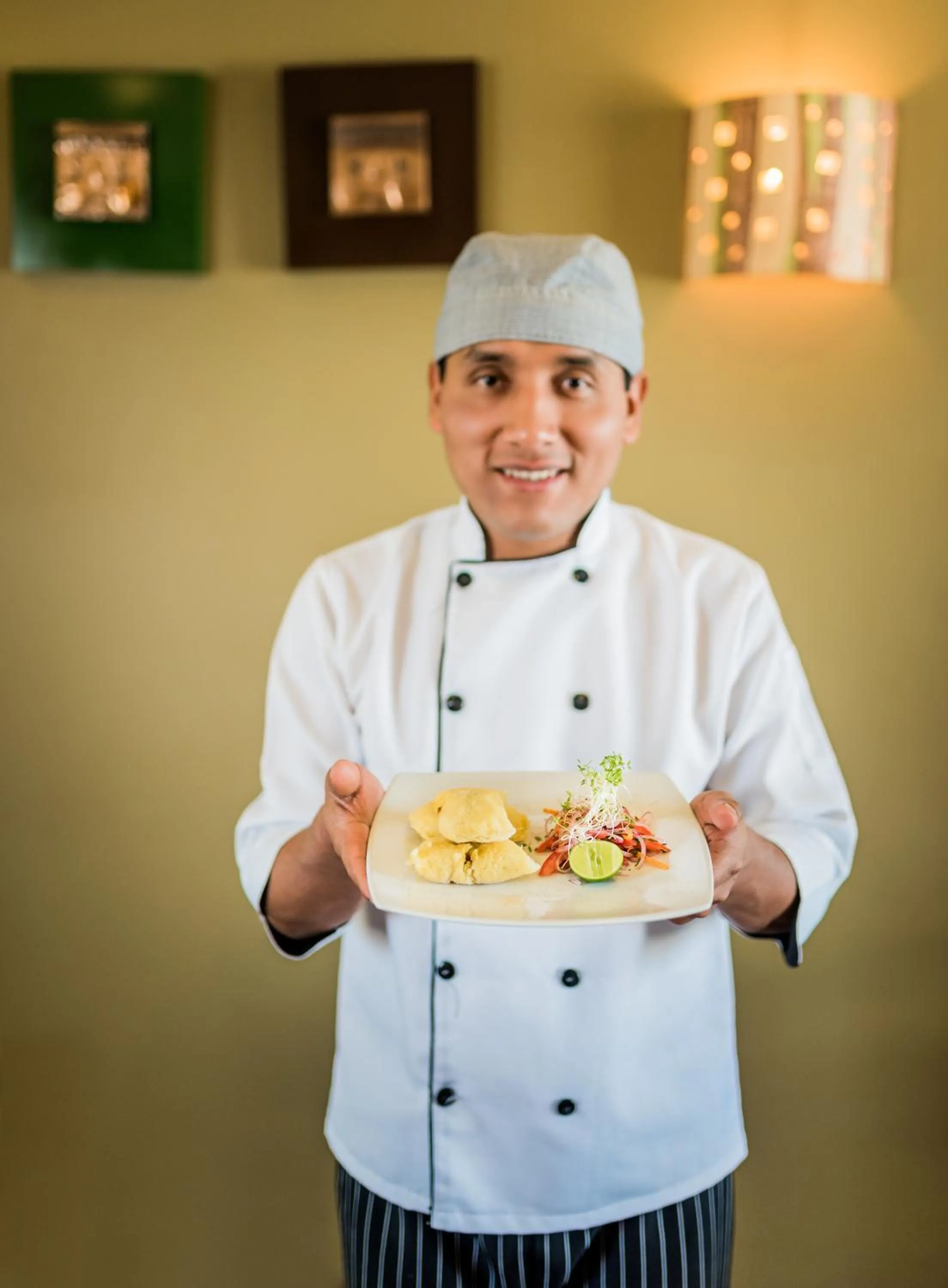 Breakfast in Hotel Los Tambos Colonial