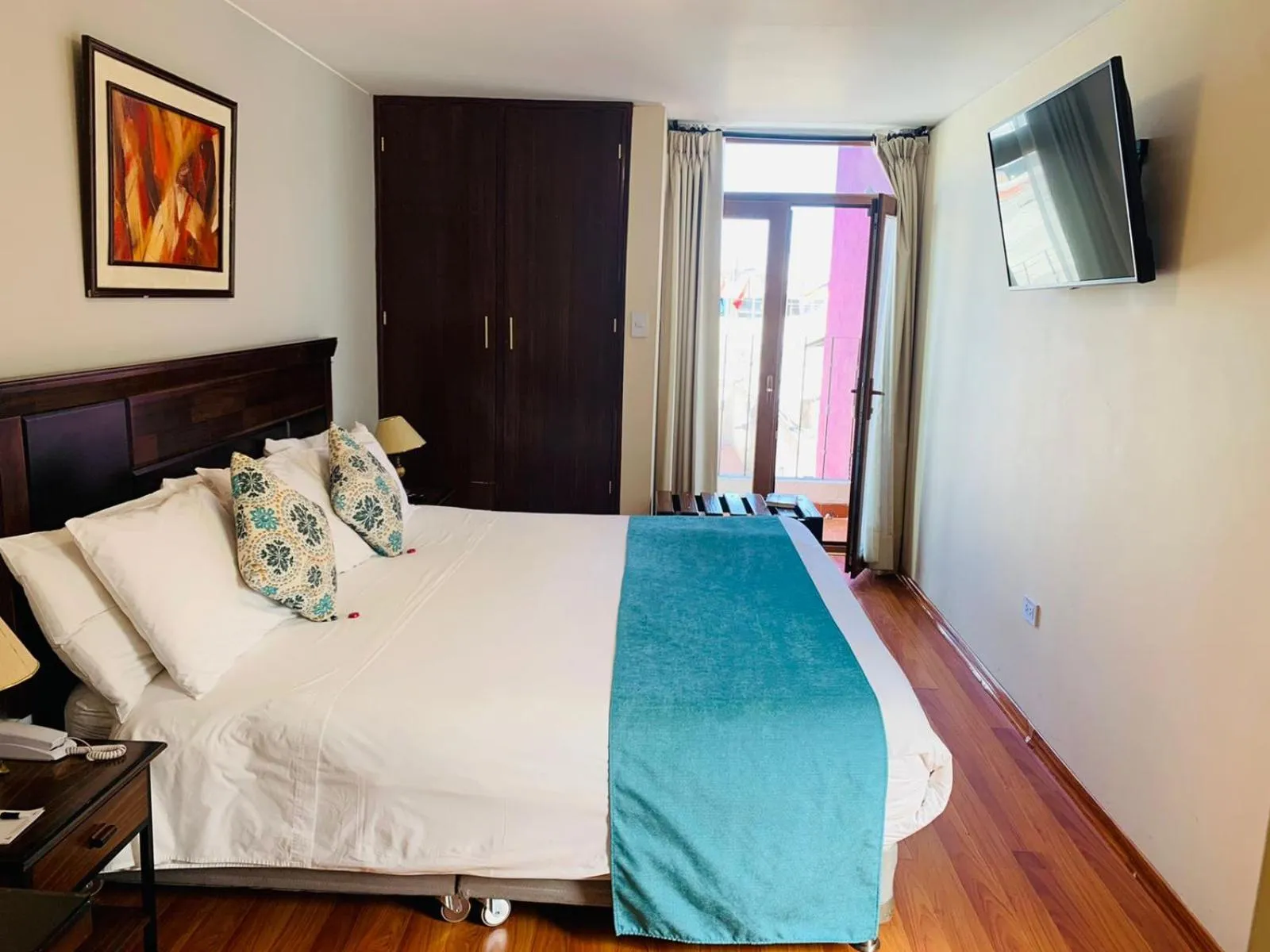 Bed in Hotel Los Tambos Colonial