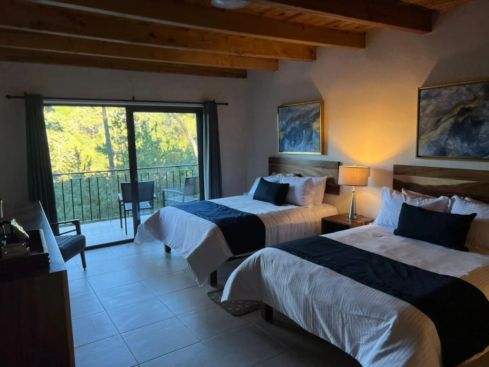 Decorative detail, Bed in Bosque Escondido