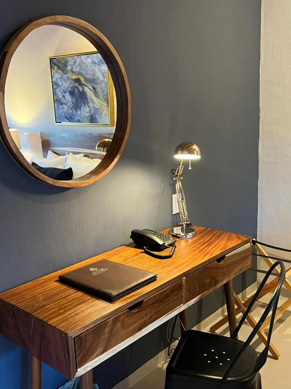 Decorative detail in Bosque Escondido