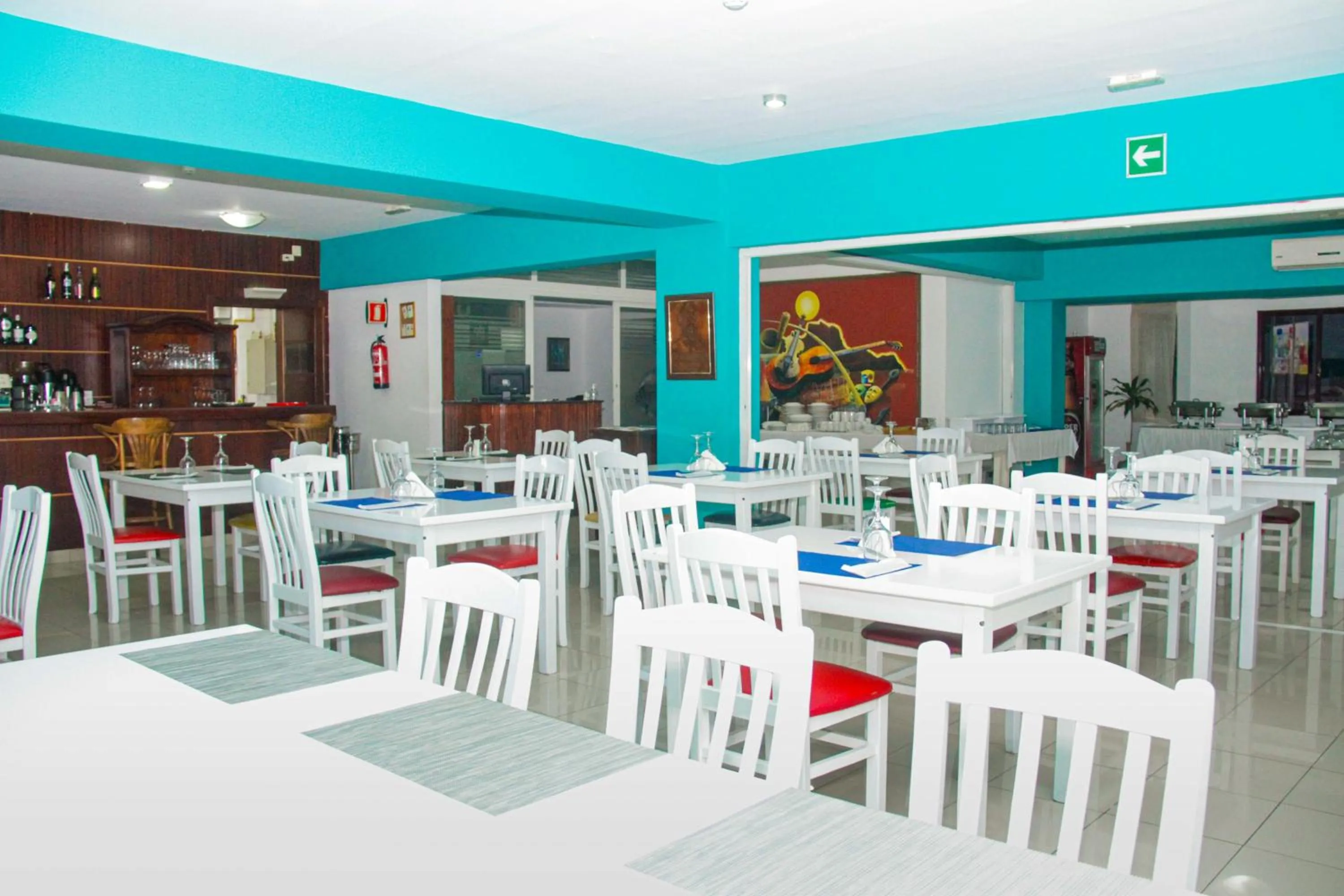 Restaurant/places to eat in Hotel LIVVO Don Paco
