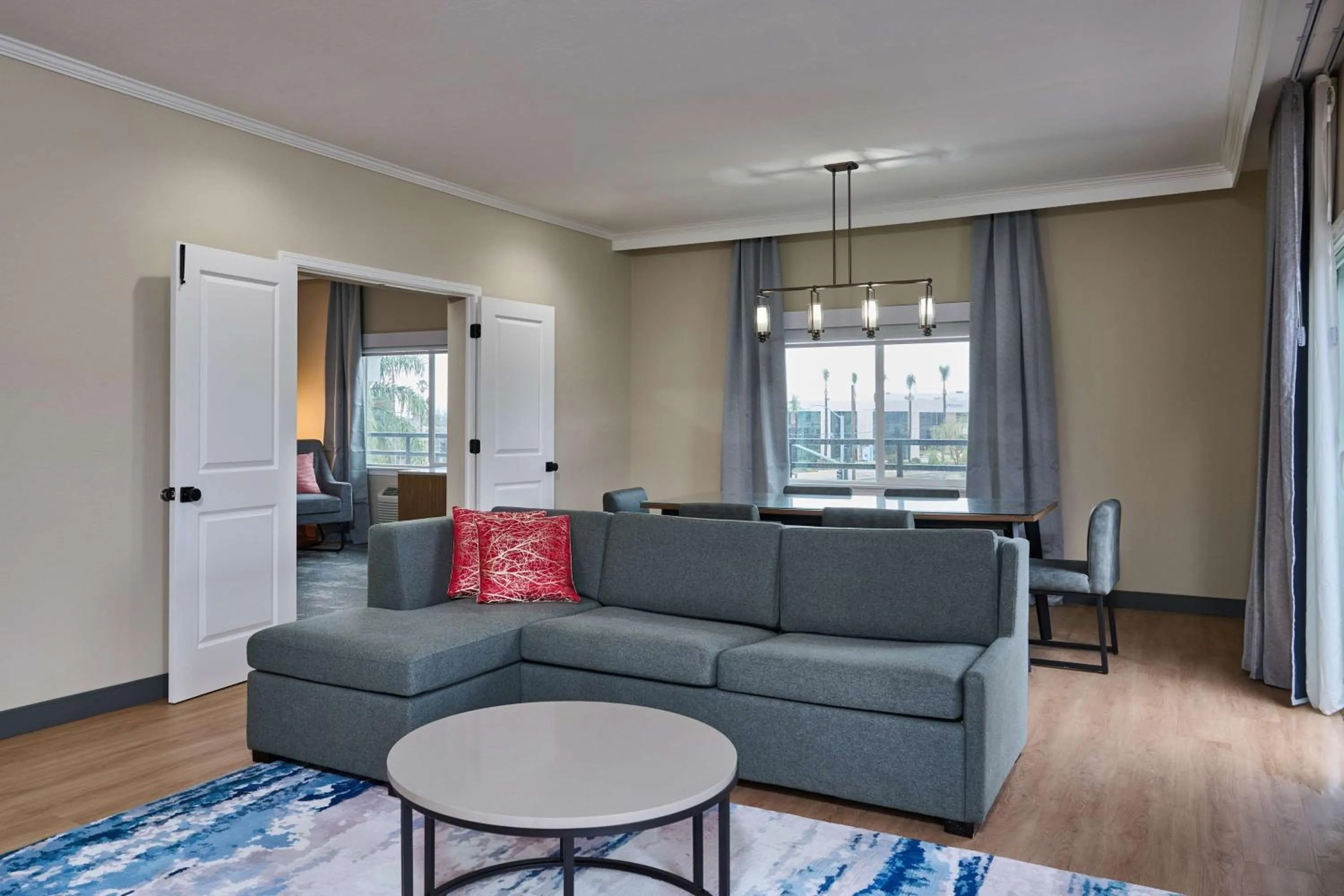 Living room in DoubleTree by Hilton Chatsworth