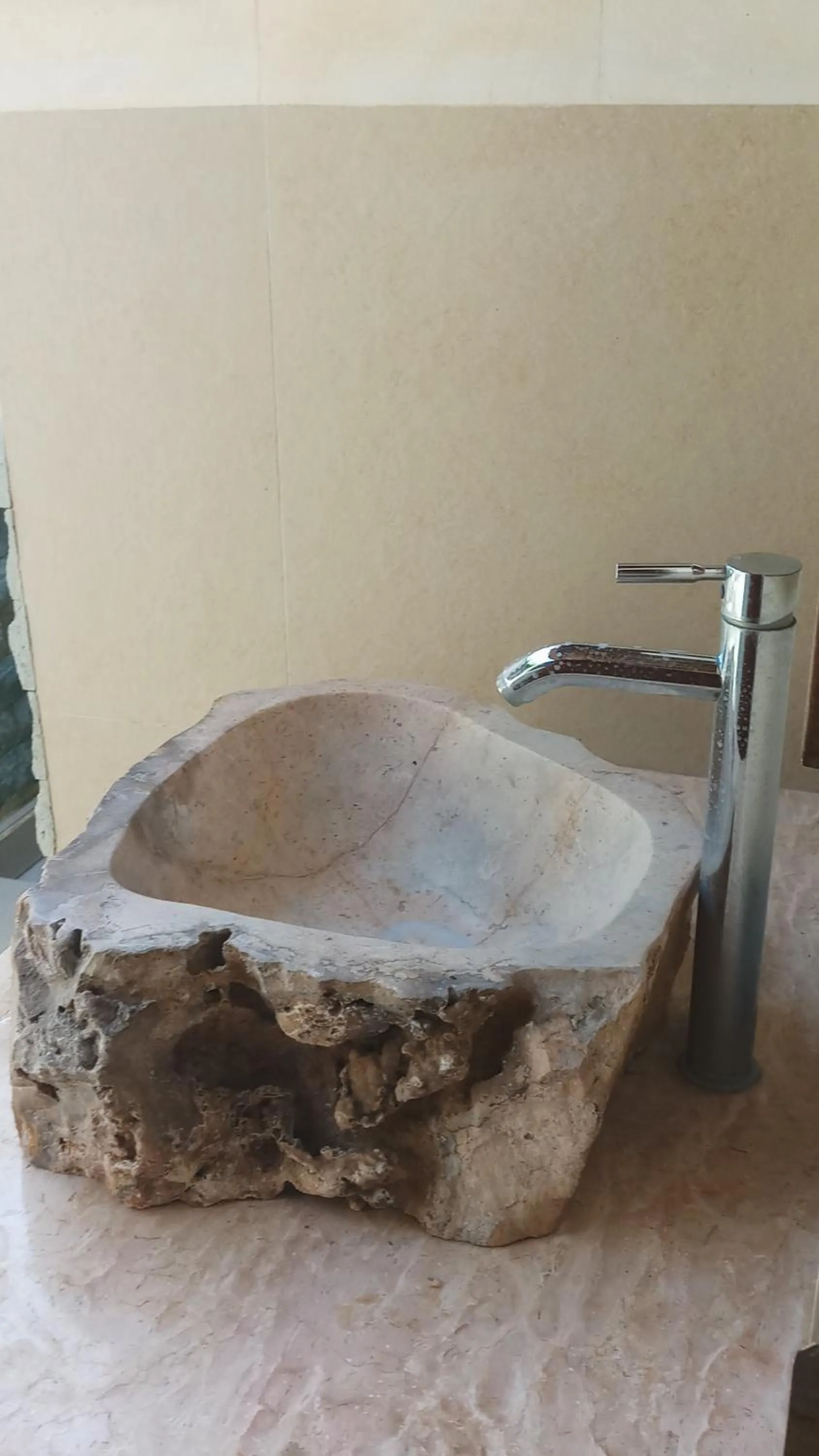 Bathroom in Jemeluk Beach Bungalows