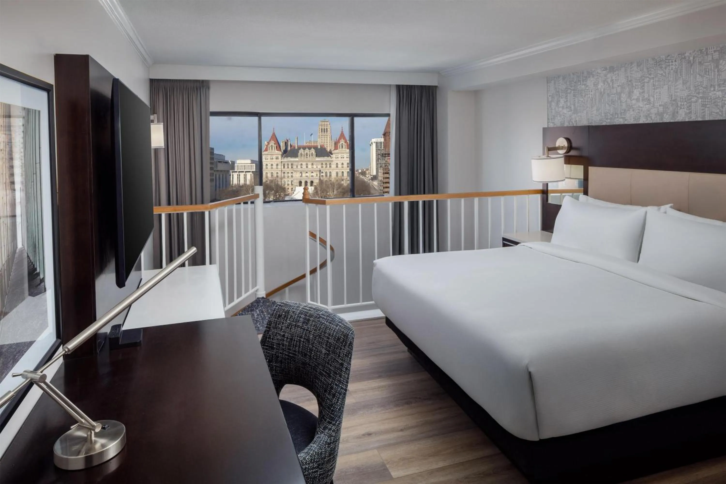 Bed in Hilton Albany