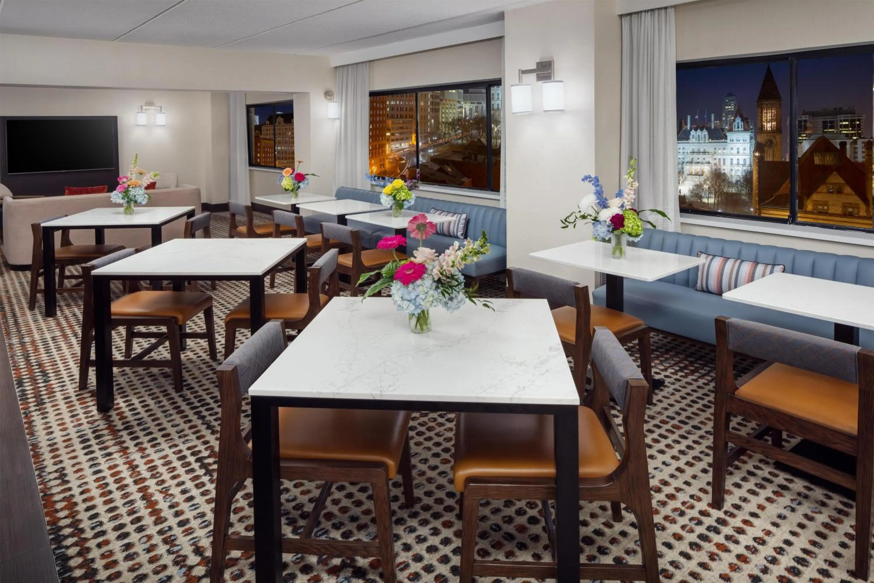 Living room in Hilton Albany