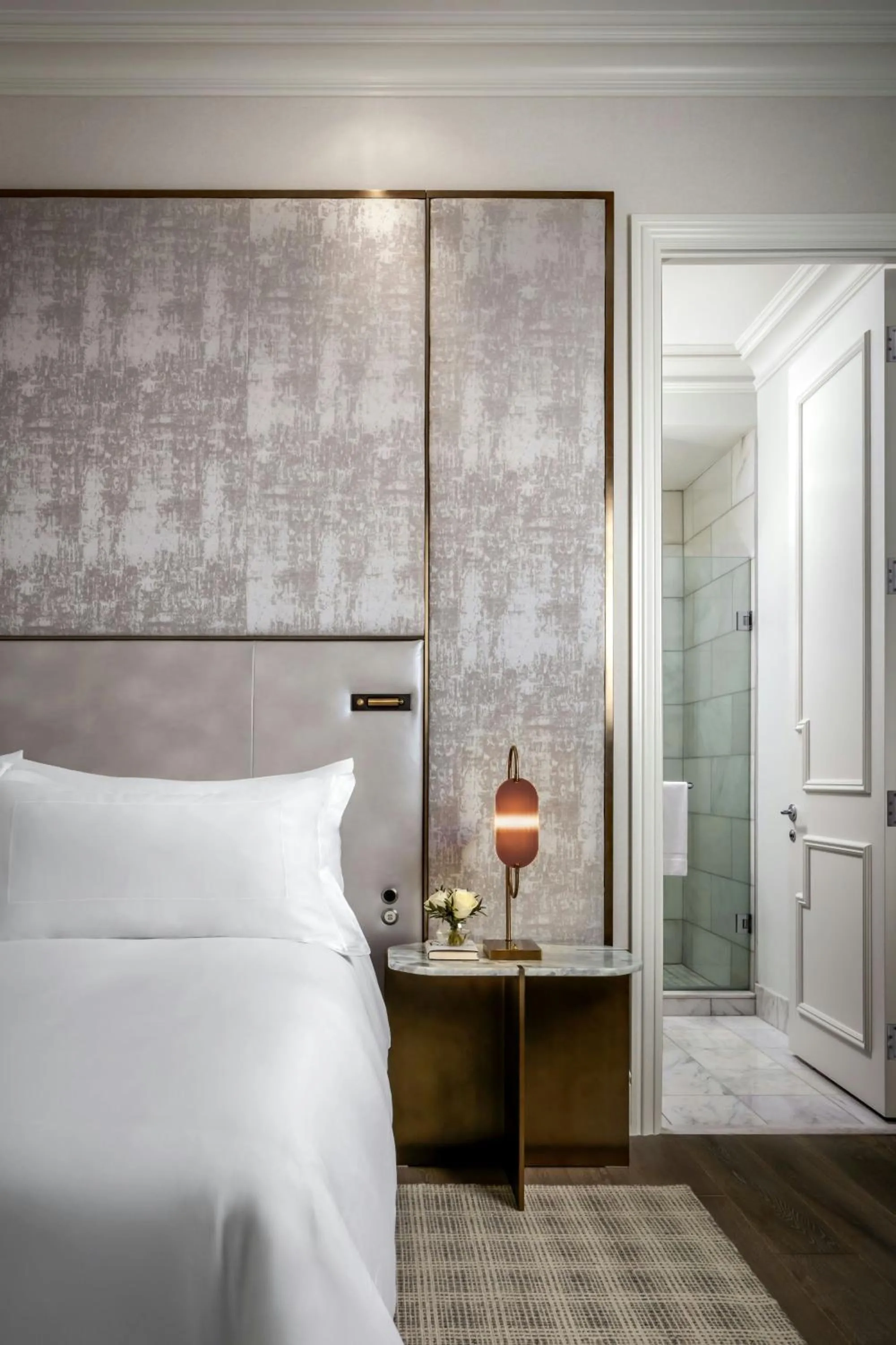 Bedroom, Bed in The St. Regis Toronto