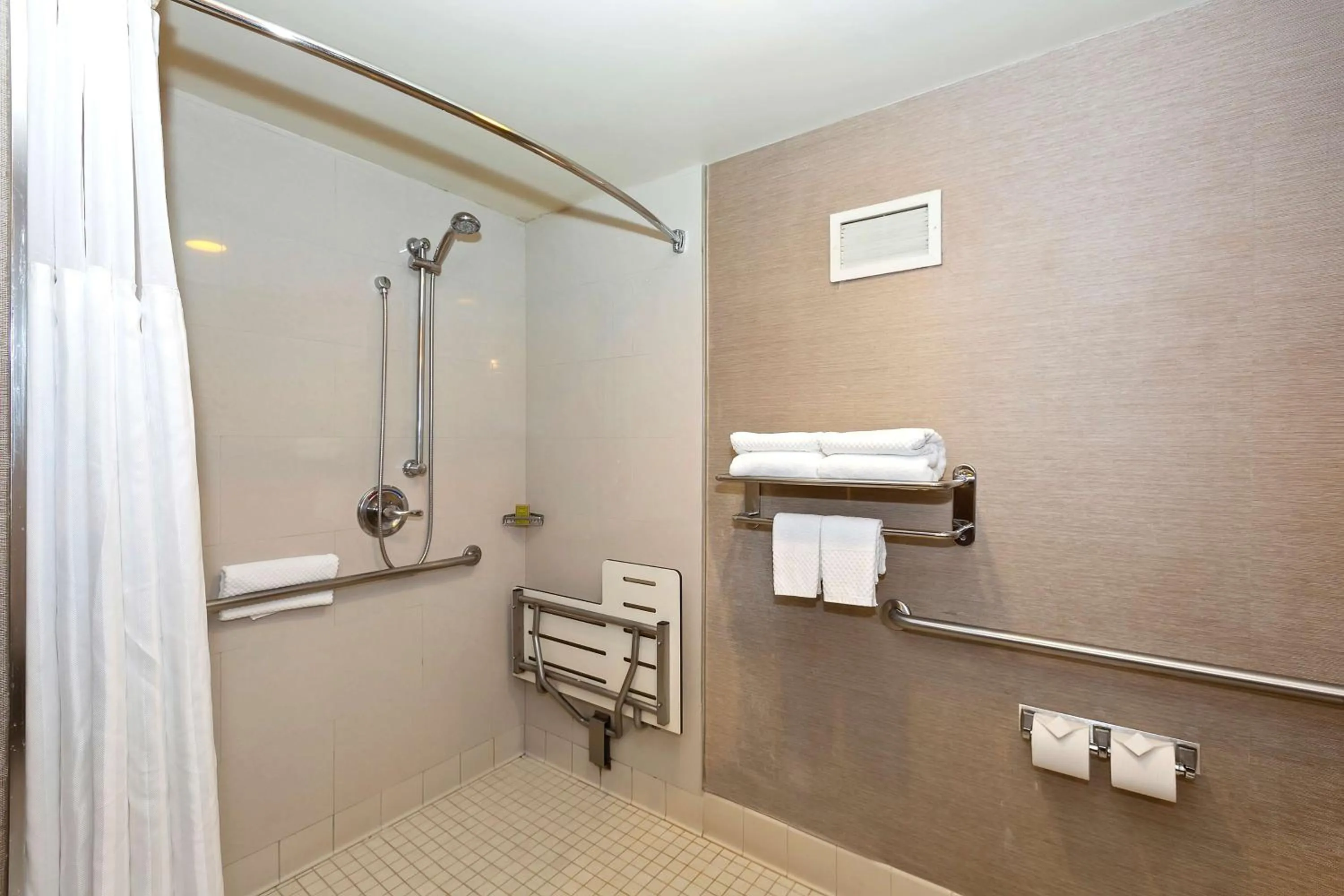 Bathroom in Doubletree by Hilton Whittier