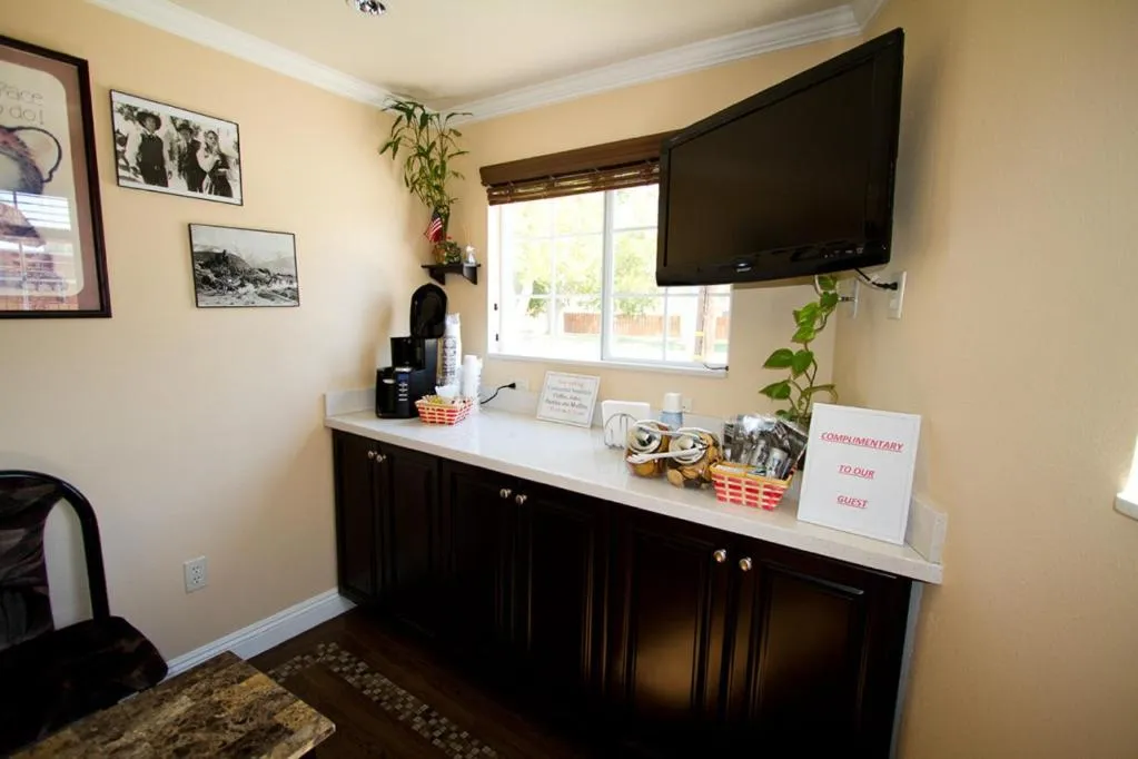 Bathroom in Trails Motel