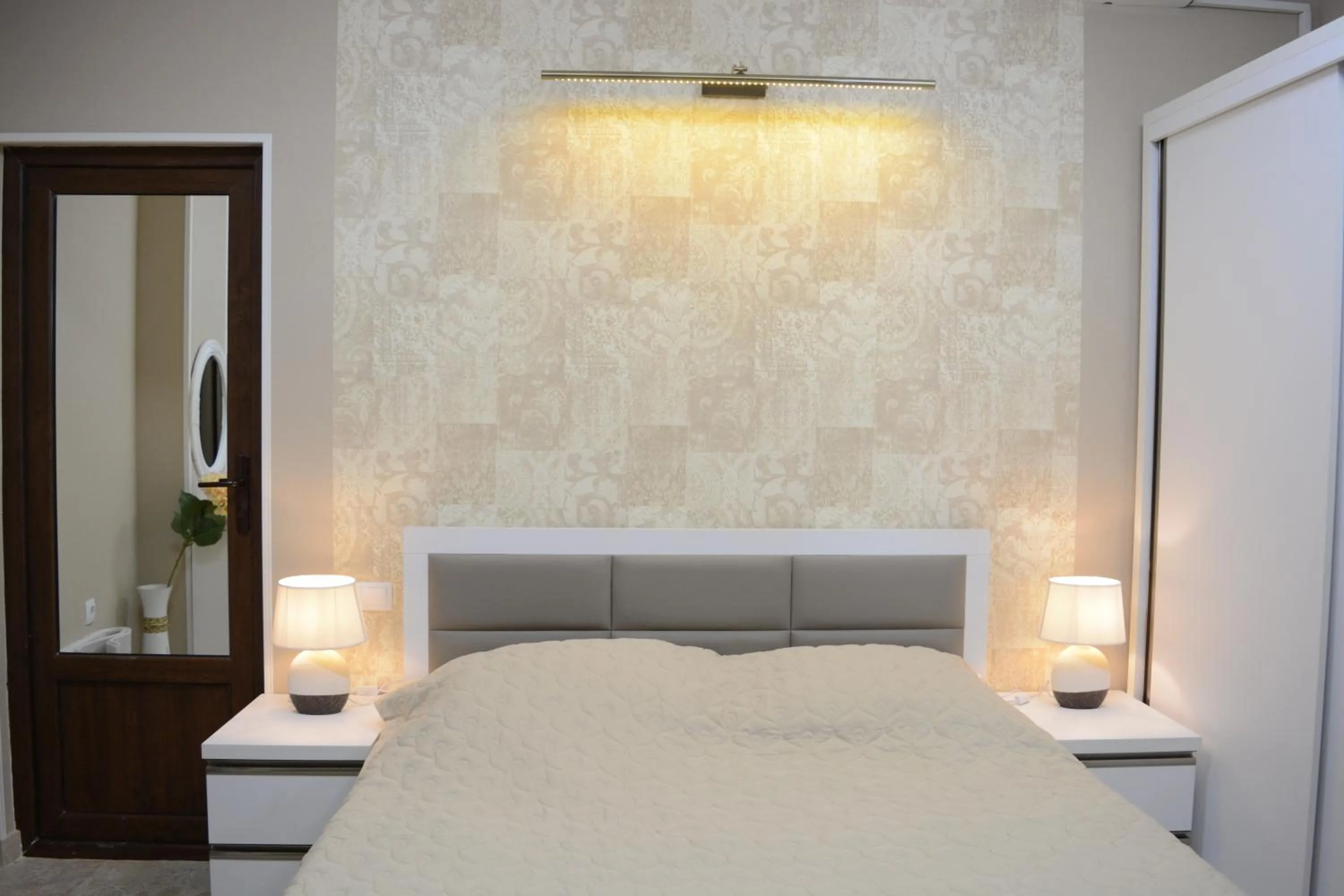 Bedroom, Bed in Hotel Nicolas