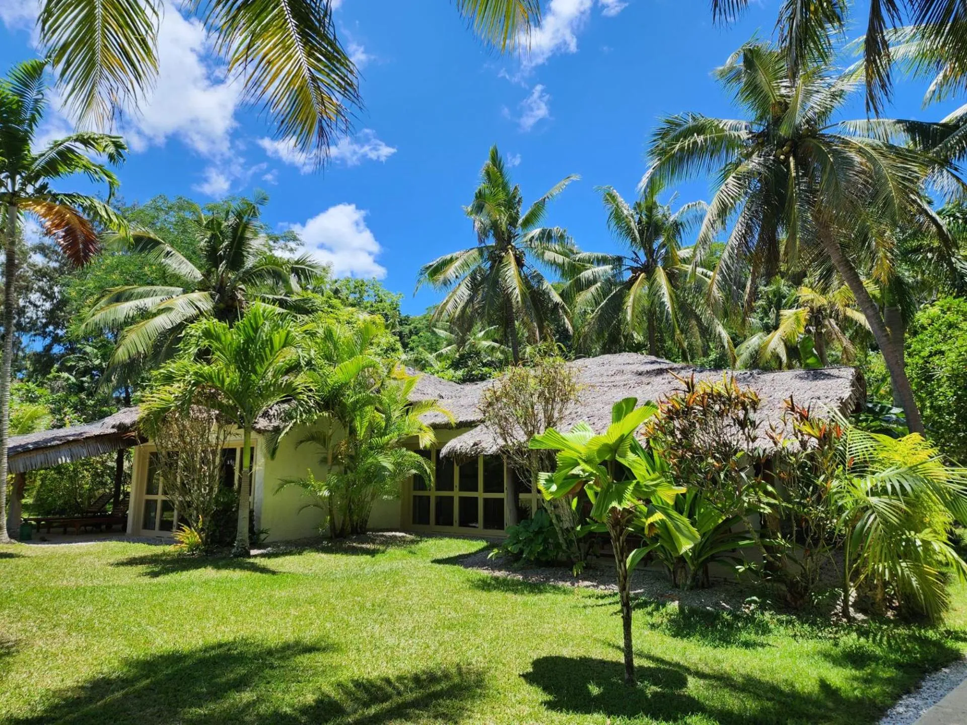 Property building in Paradise Cove Resort