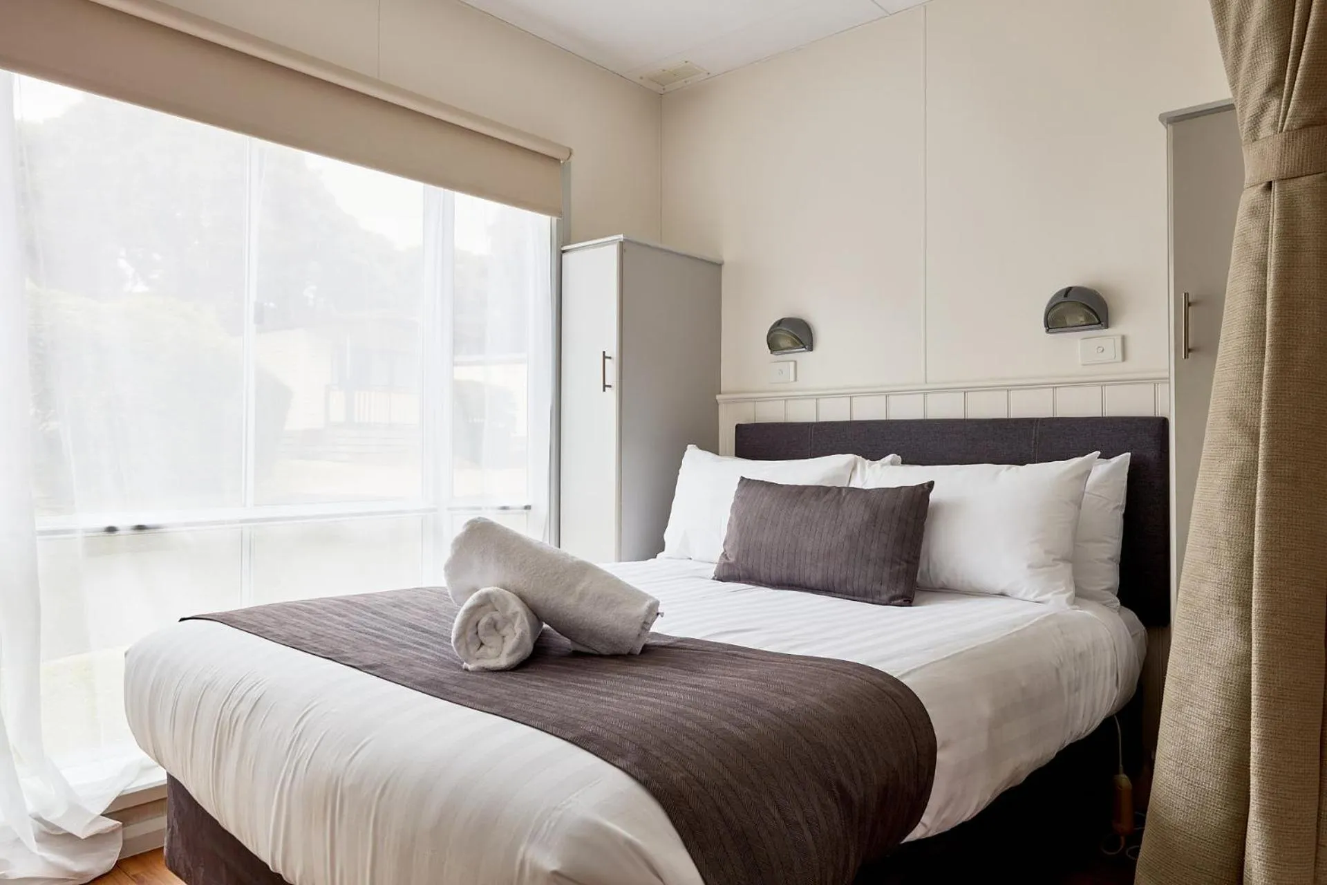 Bed in Anglesea Family Caravan Park