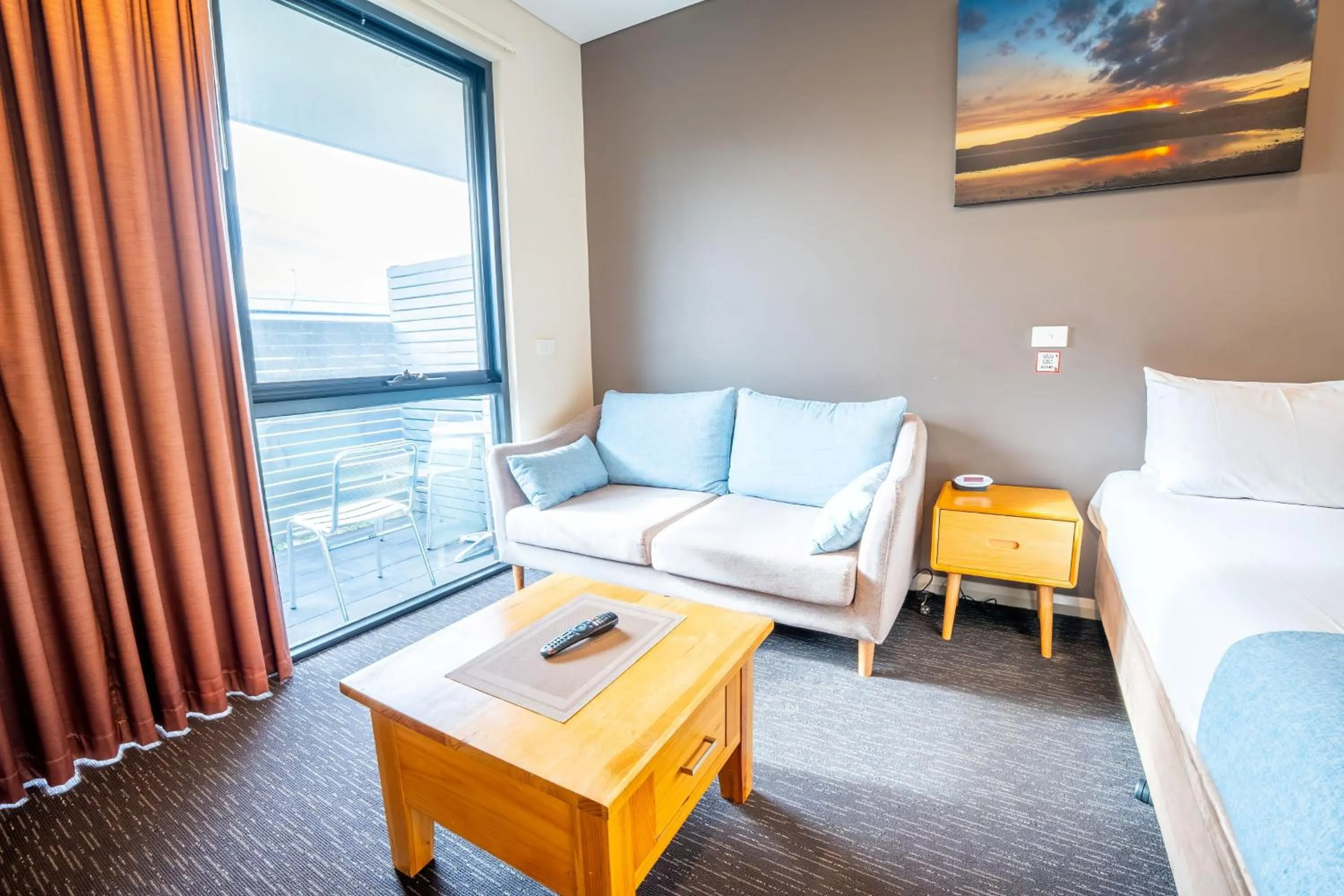 Bedroom, Bed in Foreshore Hotel