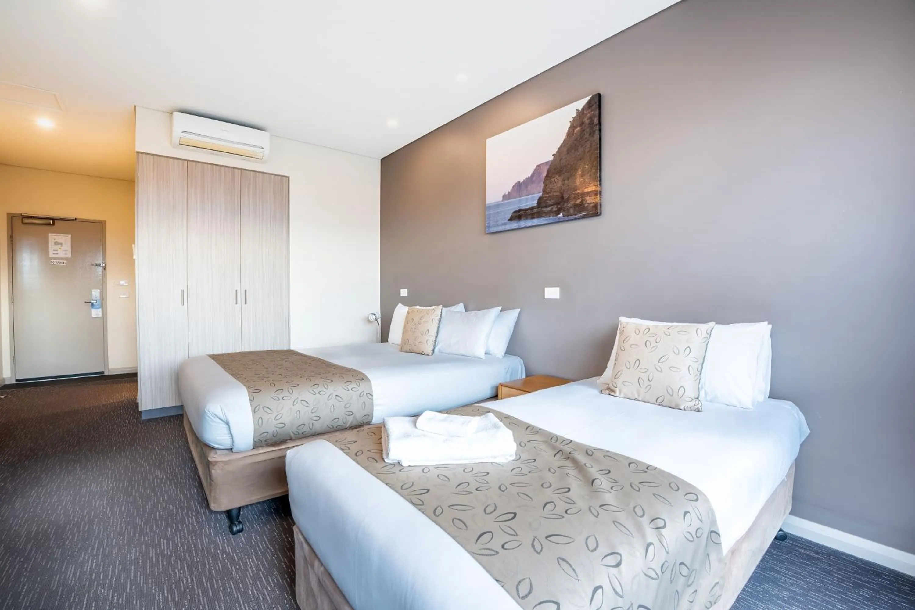 Bed in Foreshore Hotel