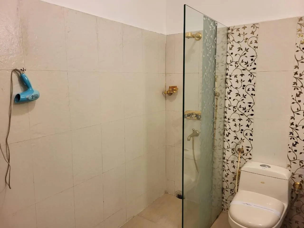 Bathroom in The New Marrion