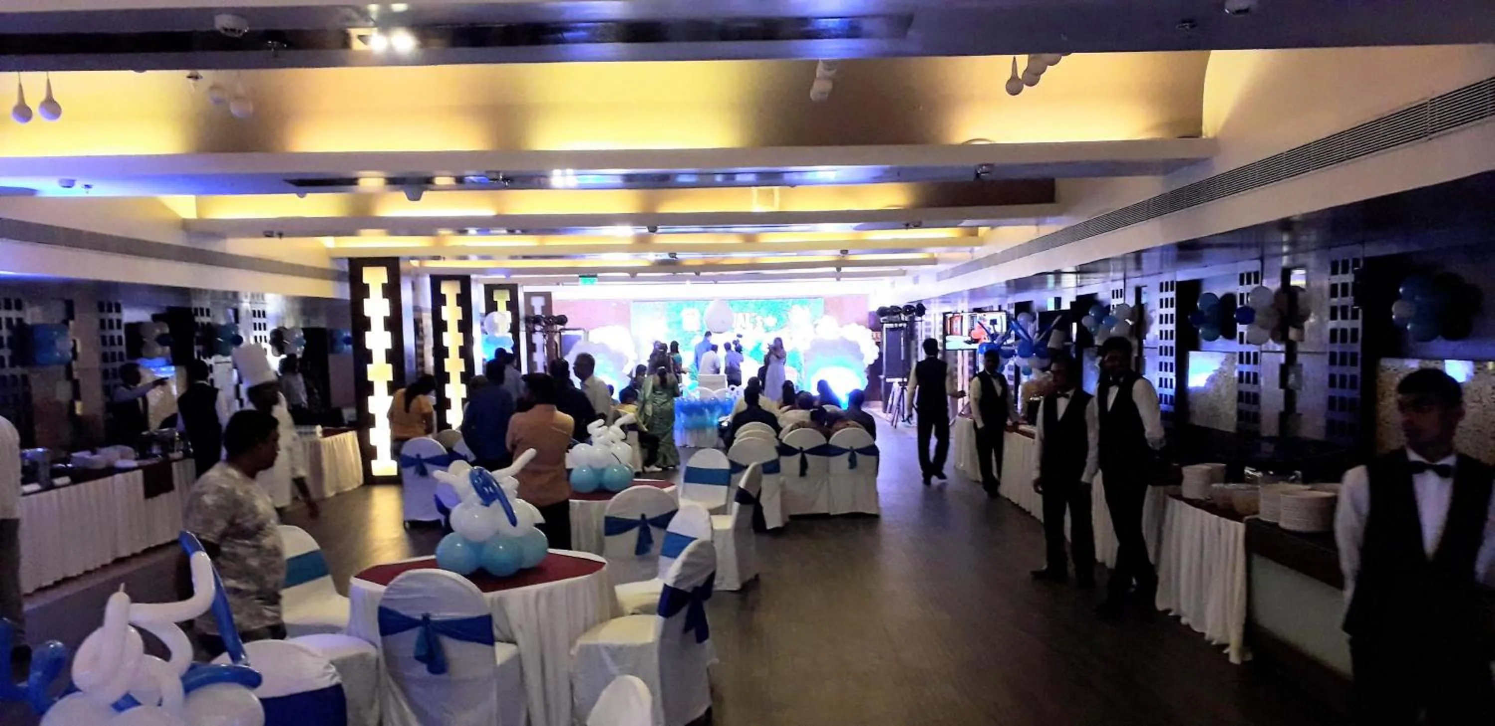 Evening entertainment in The New Marrion