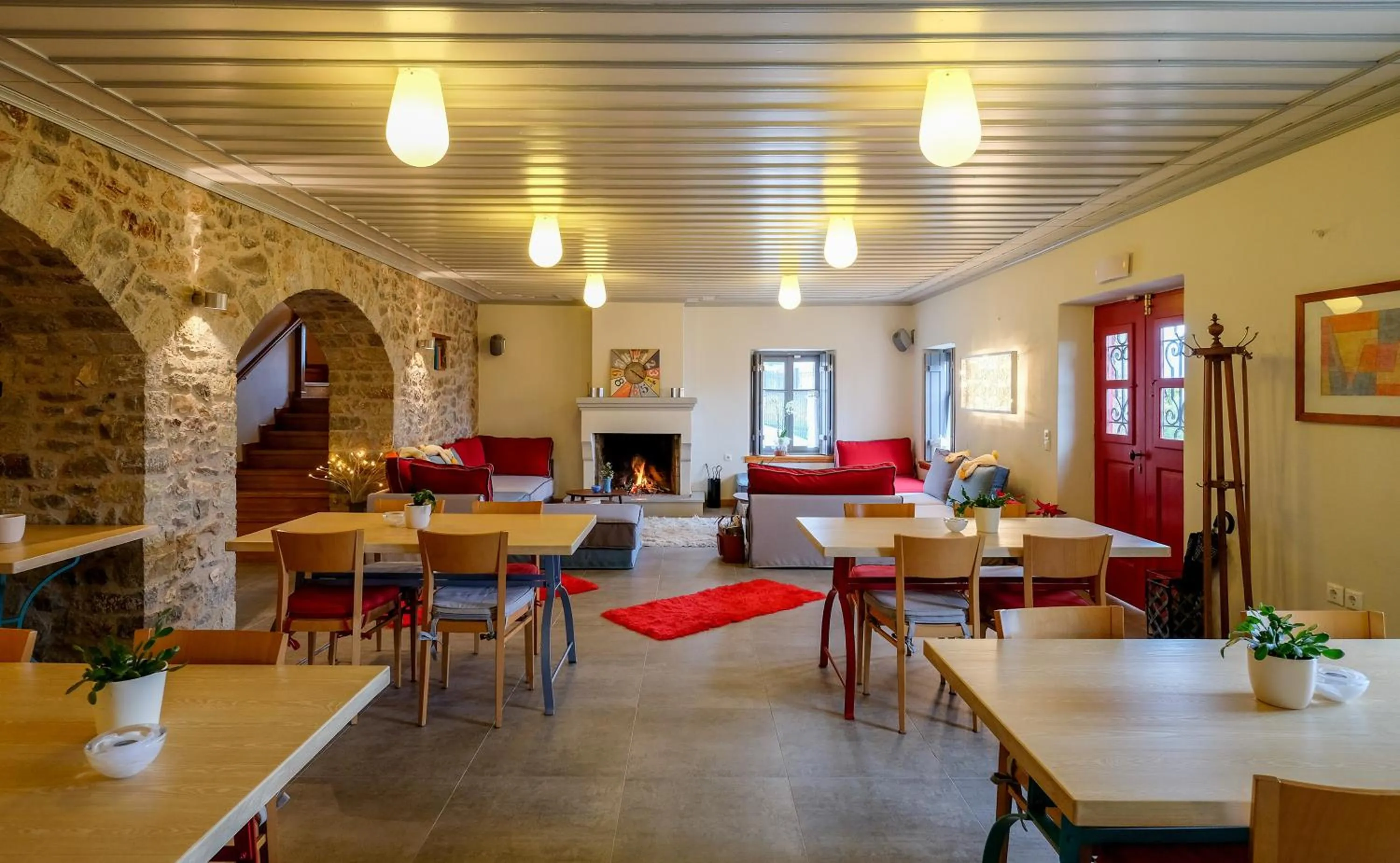 Day in Kyriaki Guesthouse & Suites