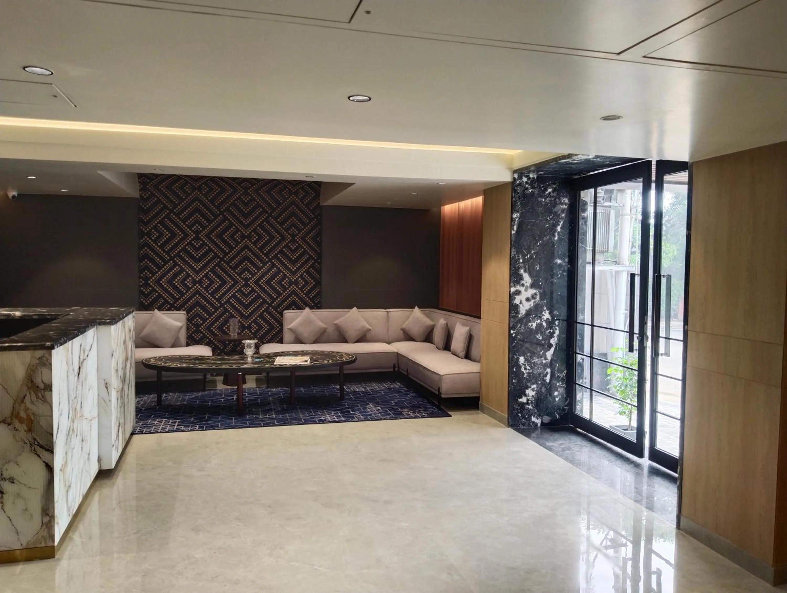 Lobby or reception in Crystal Inn