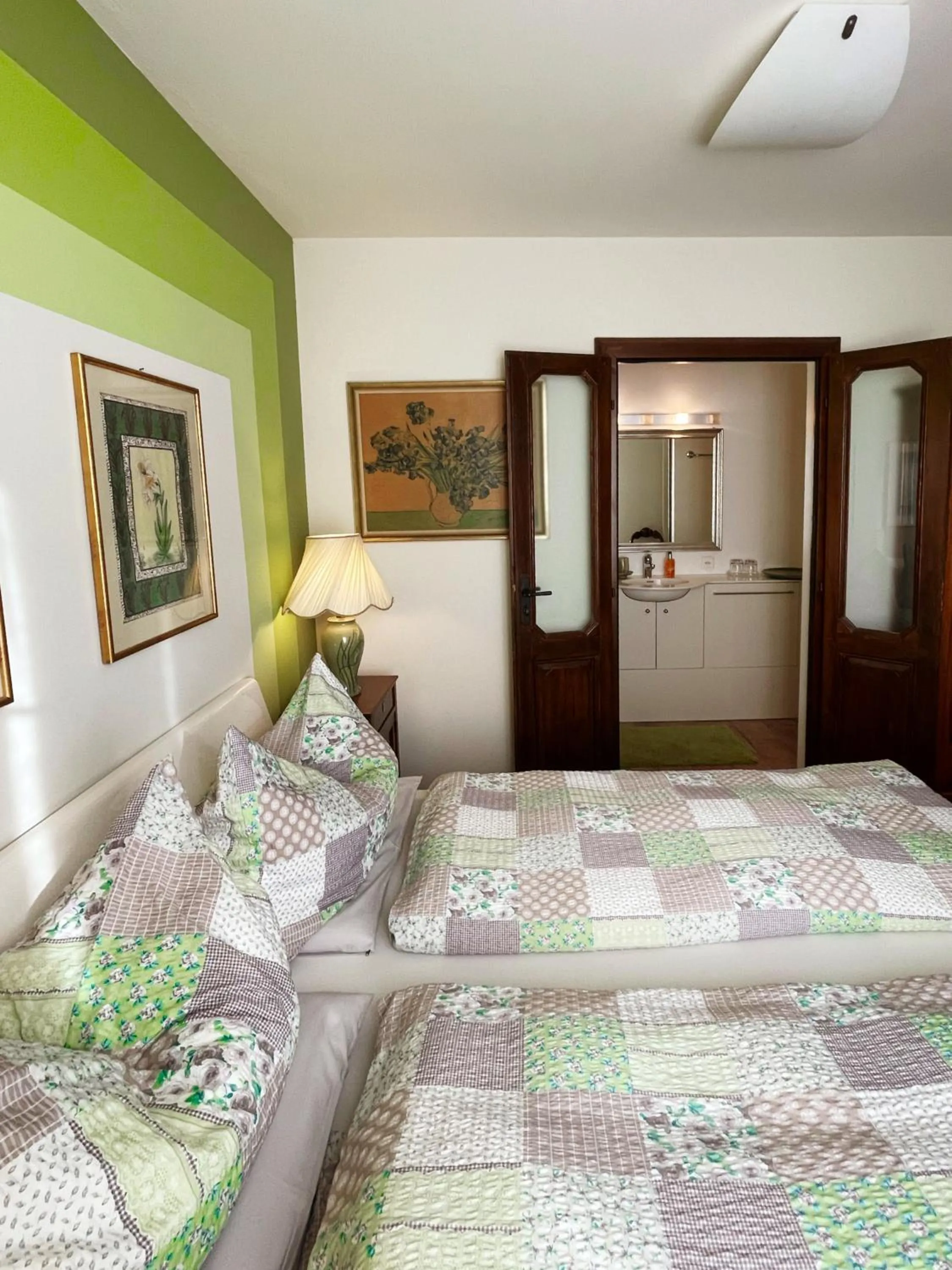 Bed in Grotto Flora B&B Chambres de charme