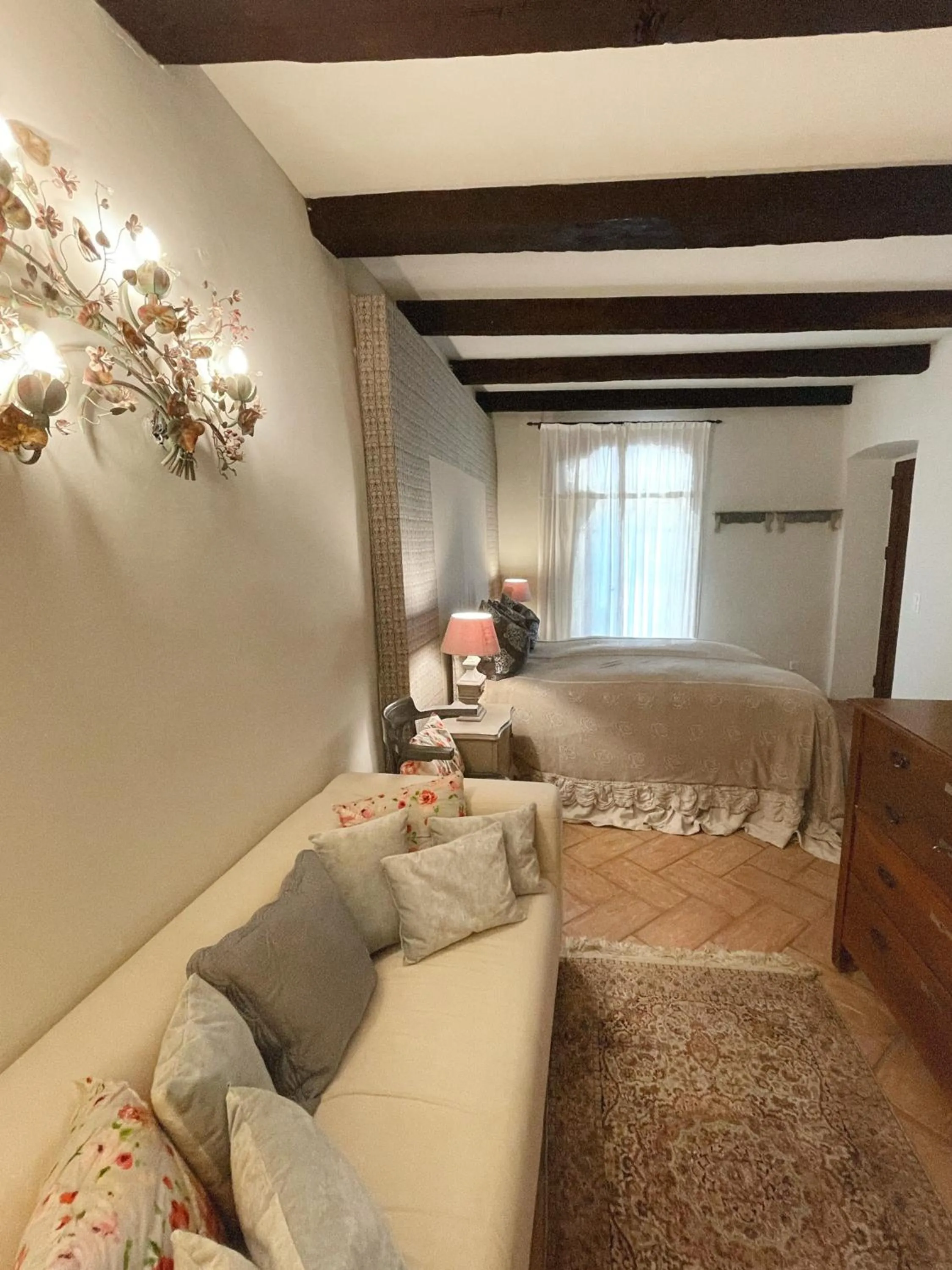 Bed in Grotto Flora B&B Chambres de charme