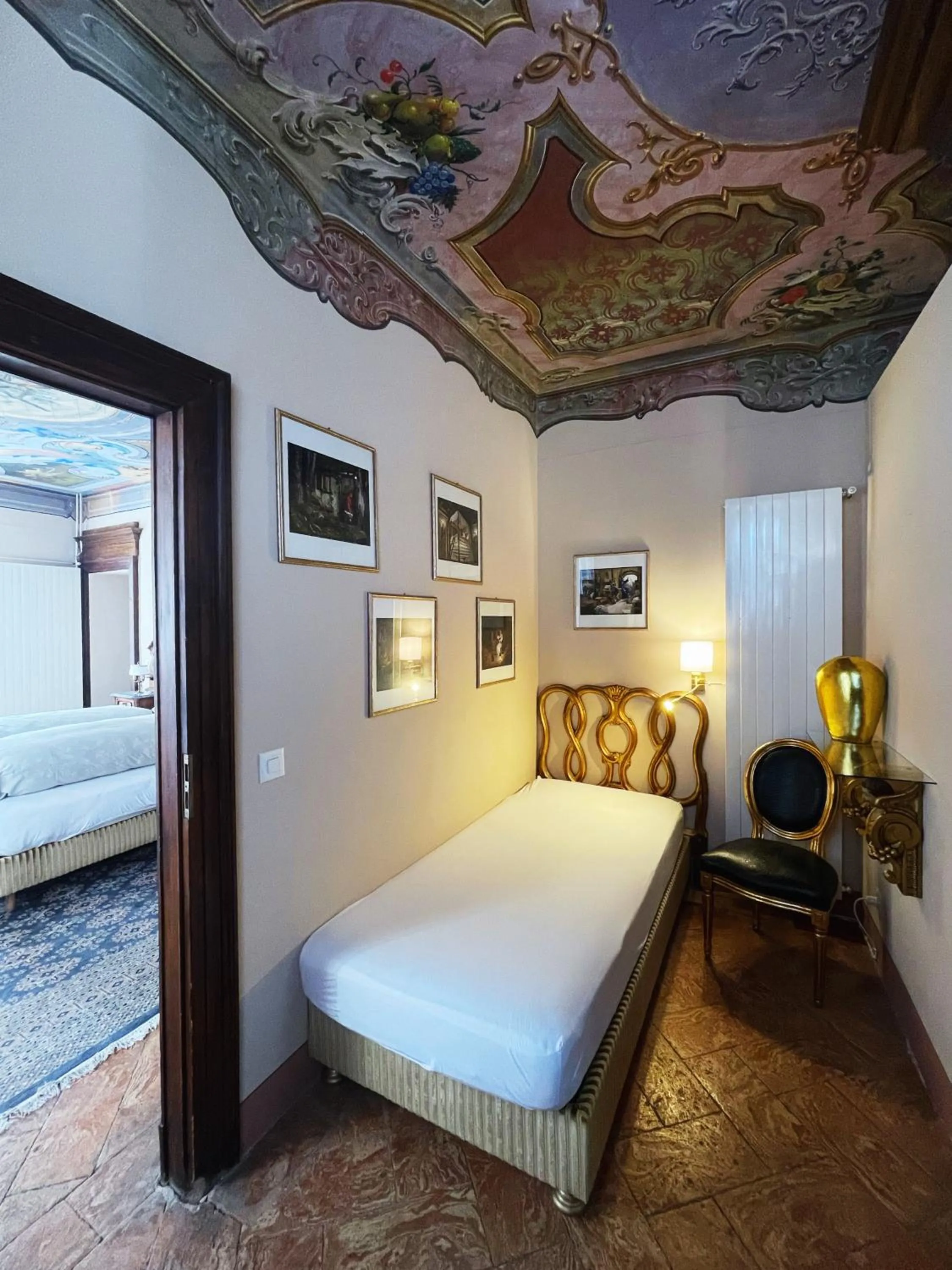 Bed in Grotto Flora B&B Chambres de charme