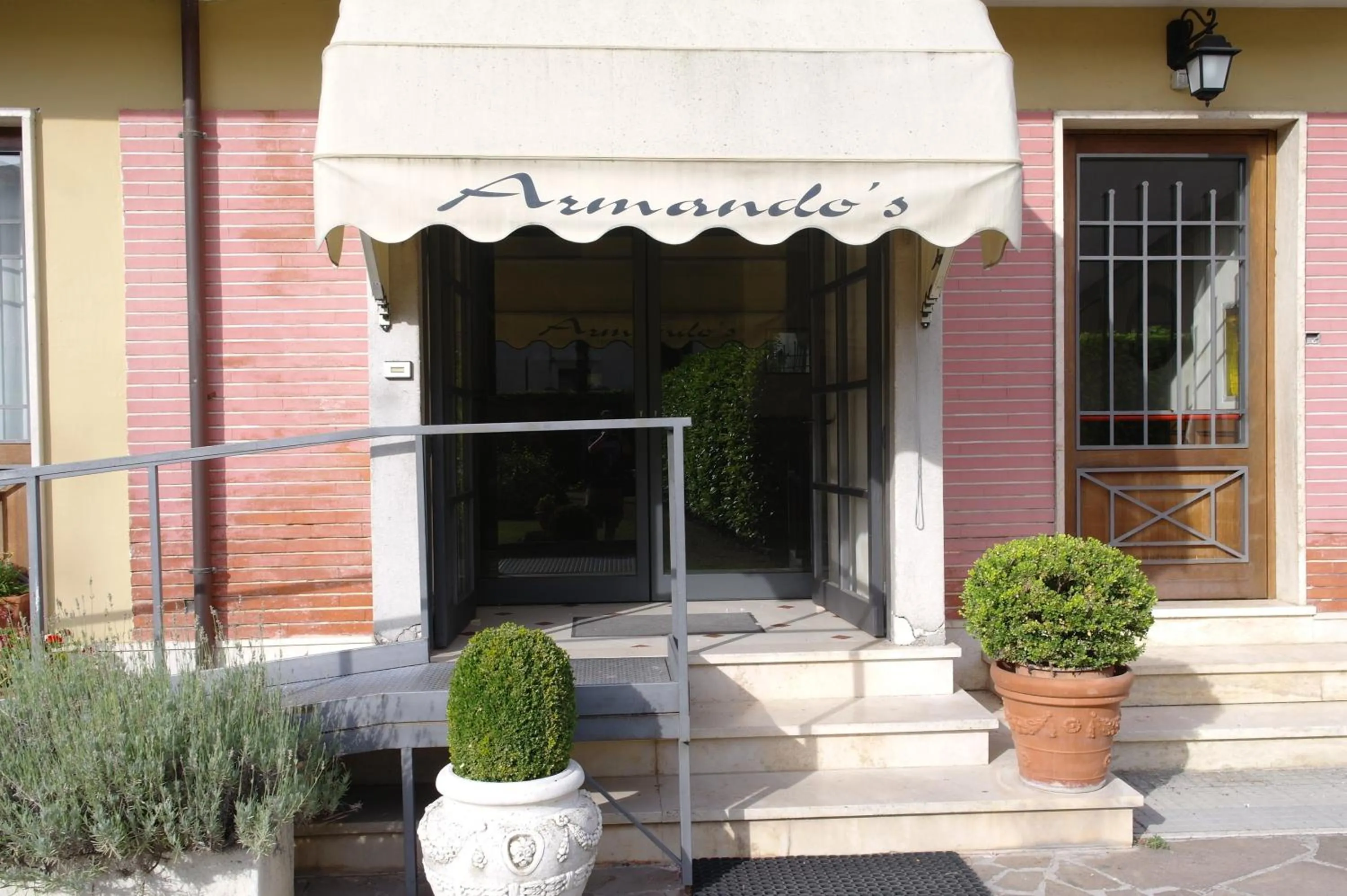Property building in Hotel Armando' s