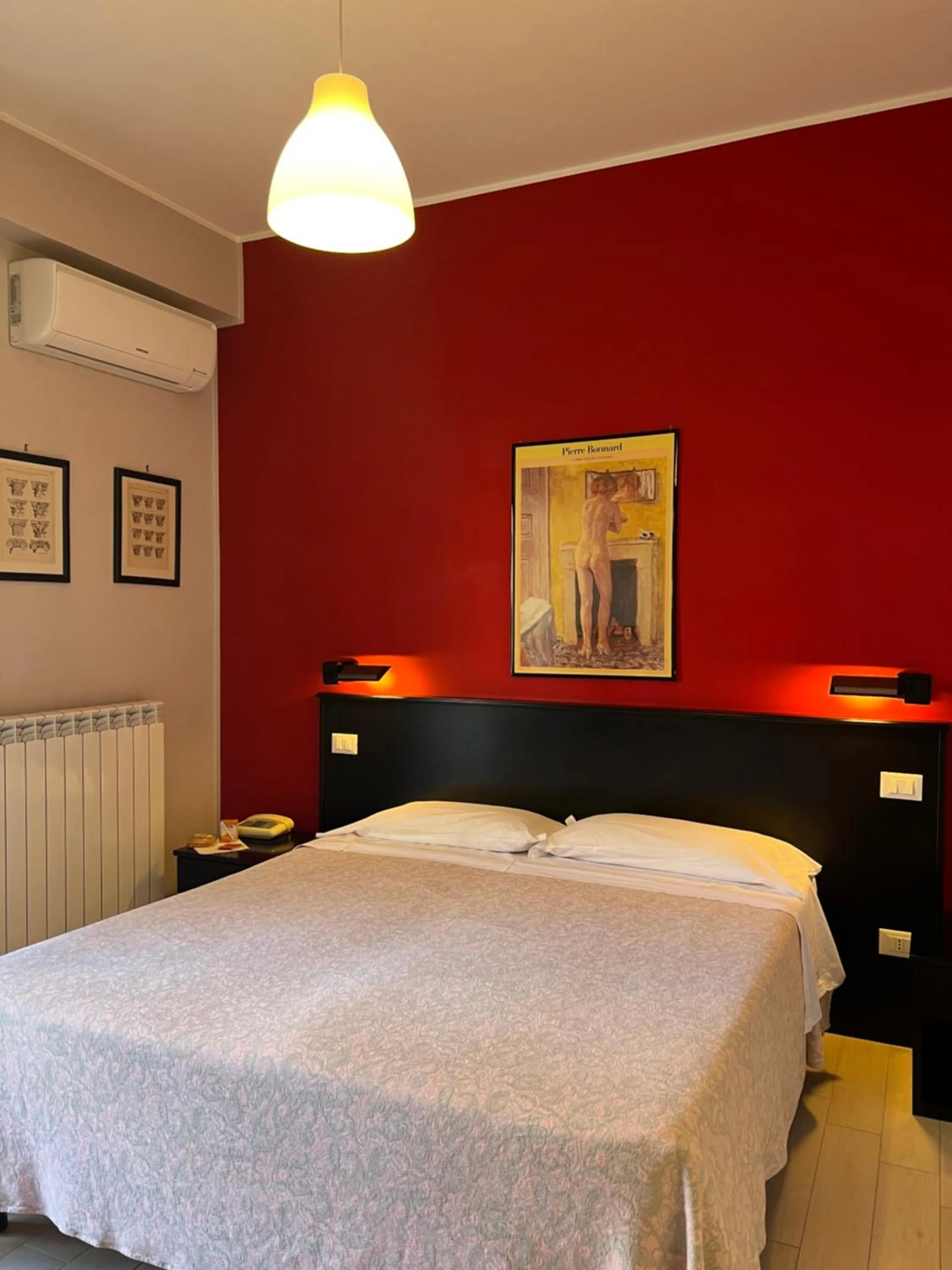 Bed in Hotel Armando' s