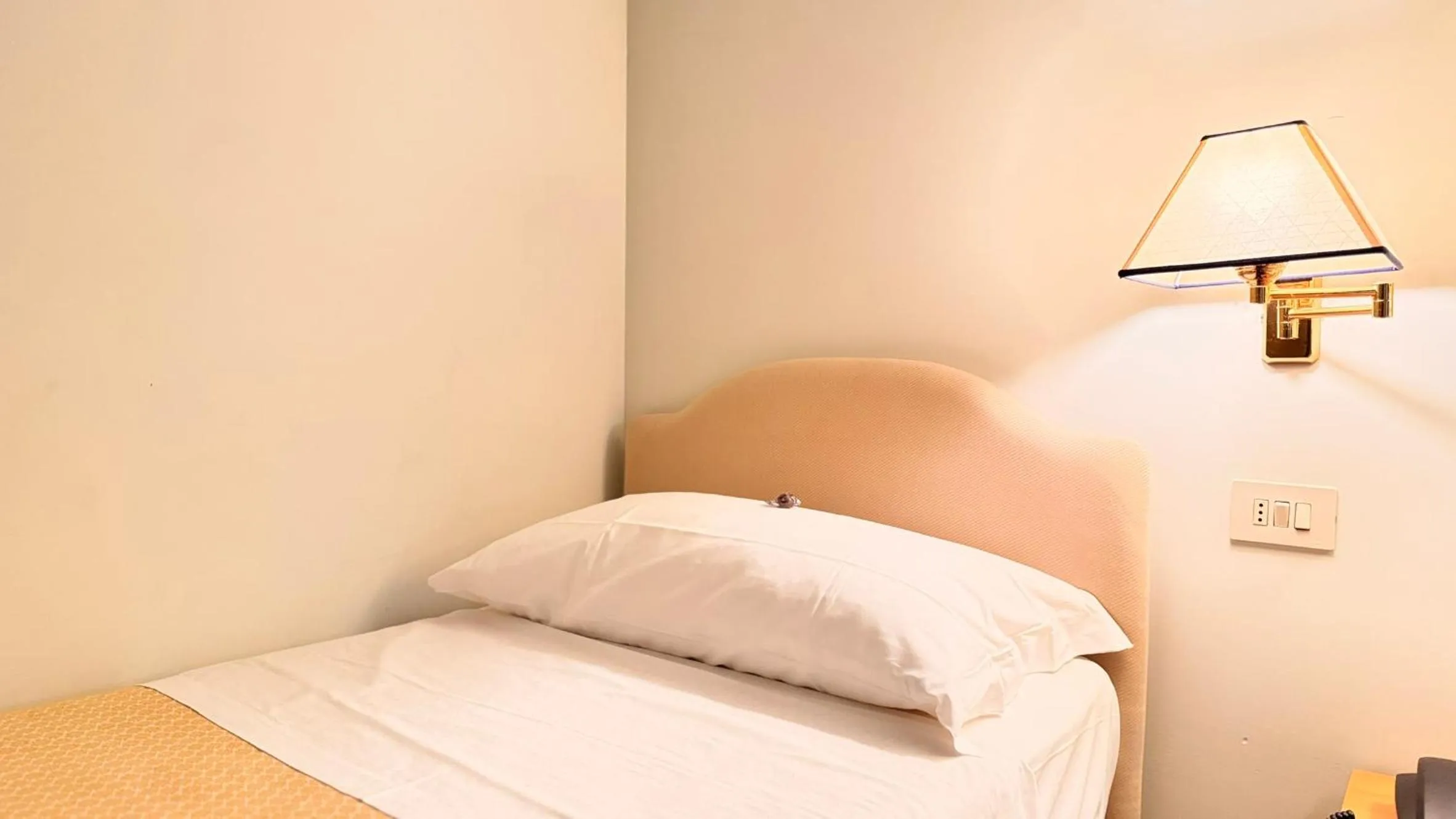 Bed in Hotel Armando' s