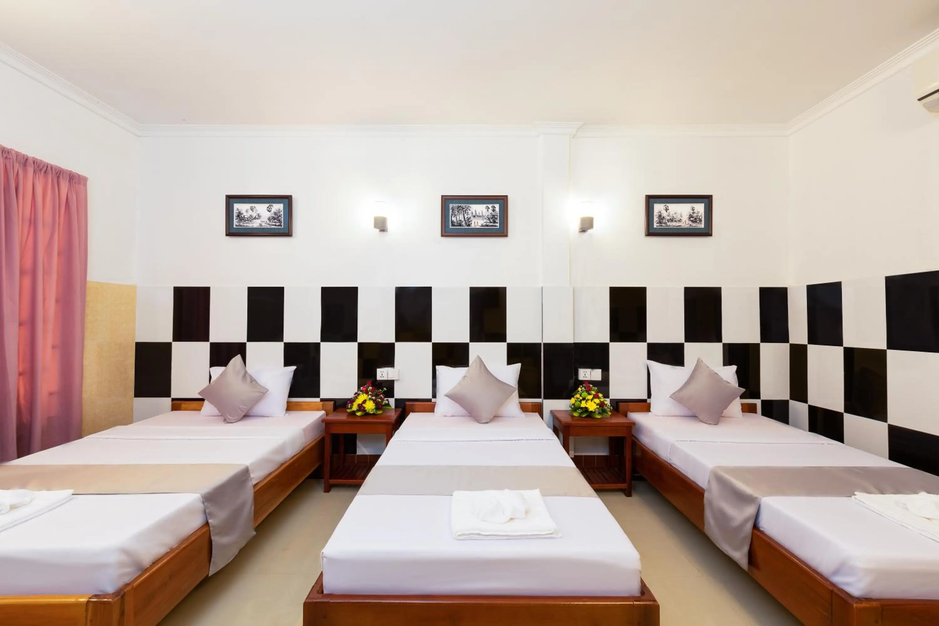 Bedroom, Bed in Botoum Hostel