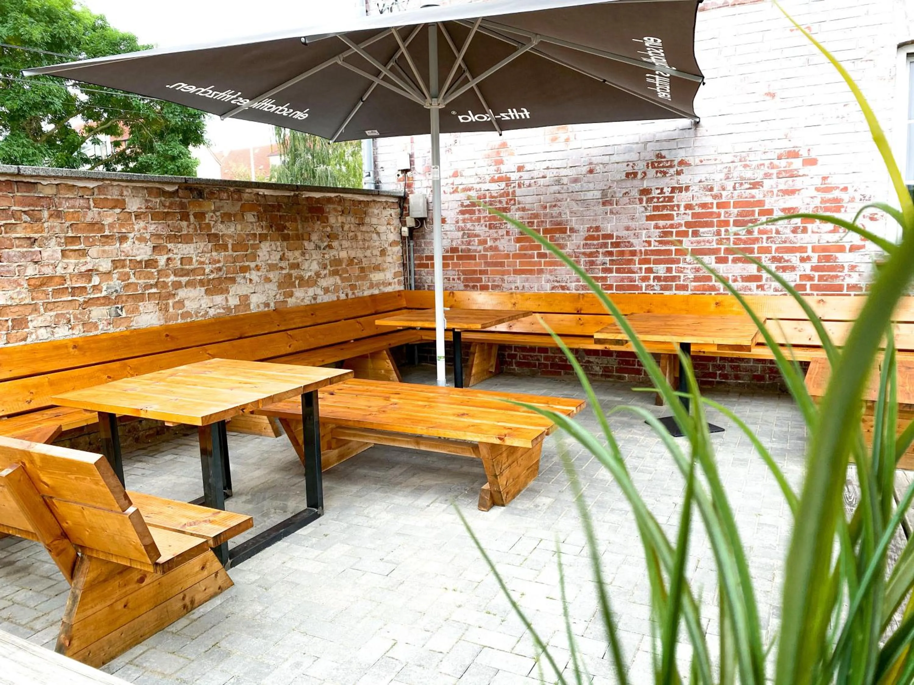 Patio in Blue Doors Hostel KTV