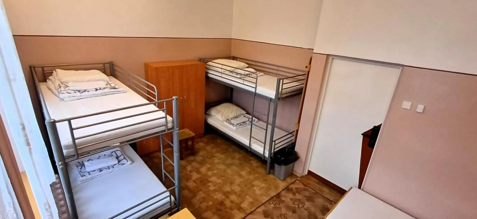 Photo of the whole room, Bed in Schronisko Młodzieżowe PTSM Matecznik