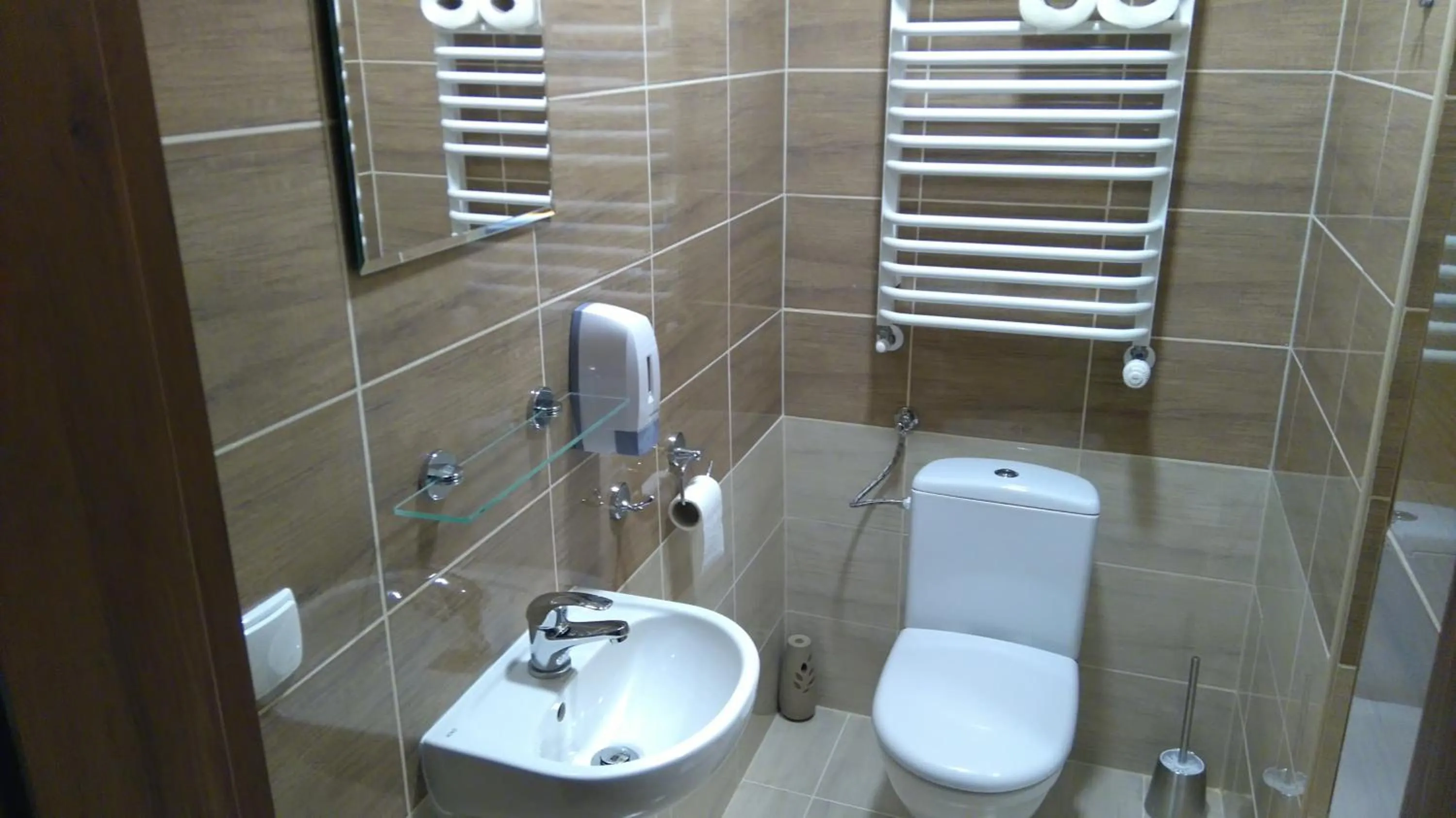 Schronisko Młodzieżowe PTSM Matecznik