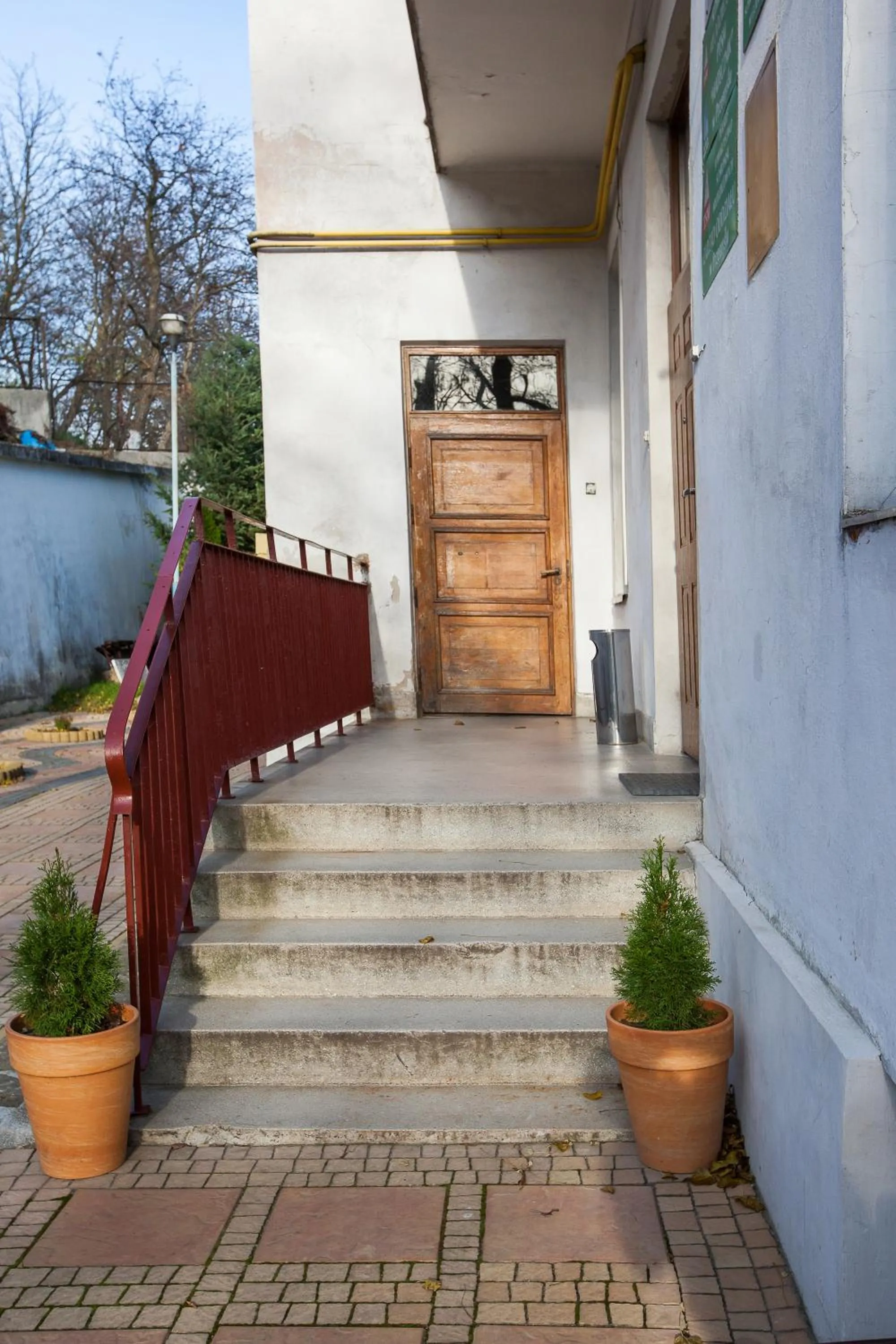 Facade/entrance in Schronisko Młodzieżowe PTSM Matecznik