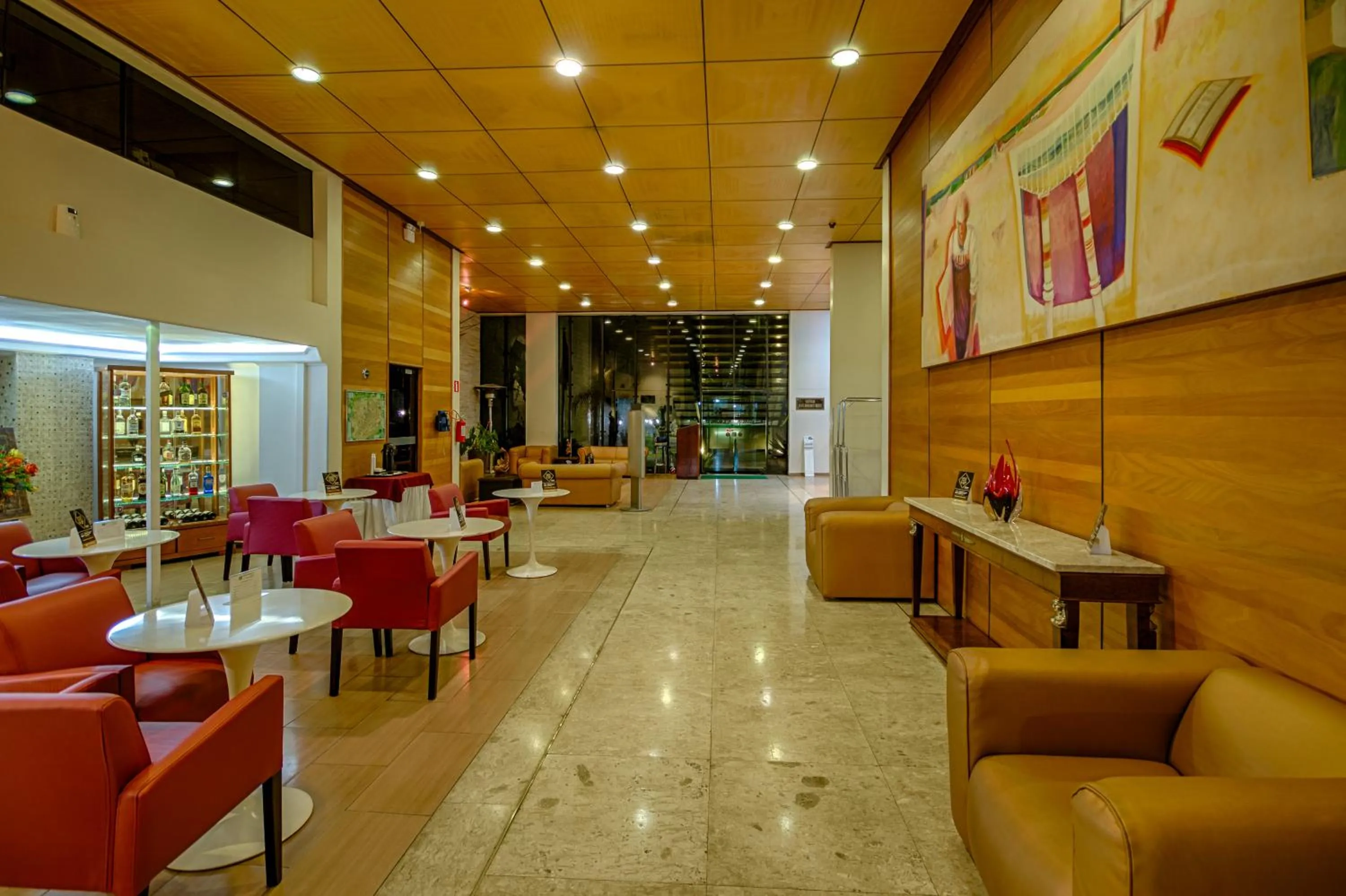 Lobby or reception in Hotel Nacional Inn Curitiba Estação Shopping