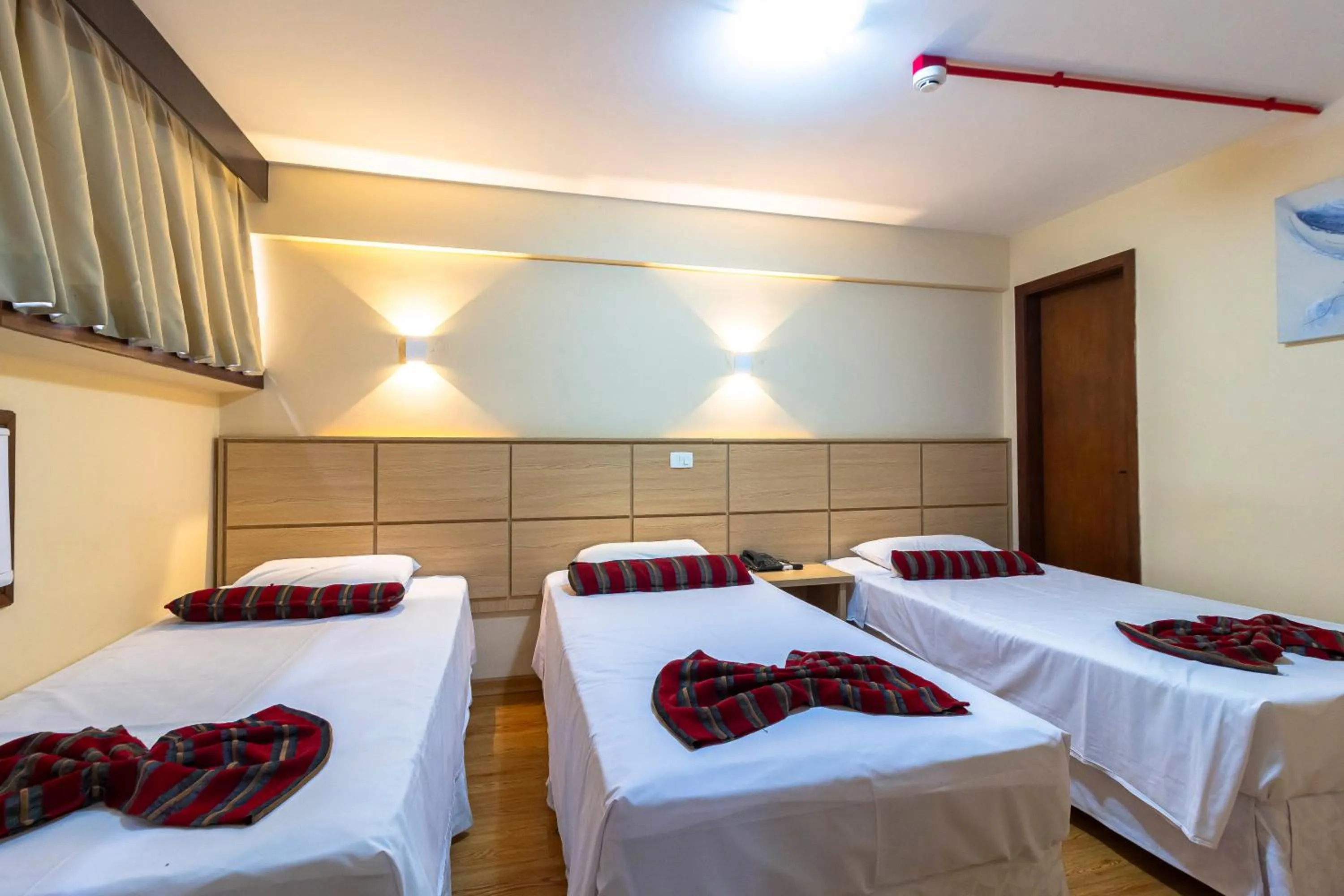 Bedroom, Bed in Hotel Nacional Inn Curitiba Estação Shopping