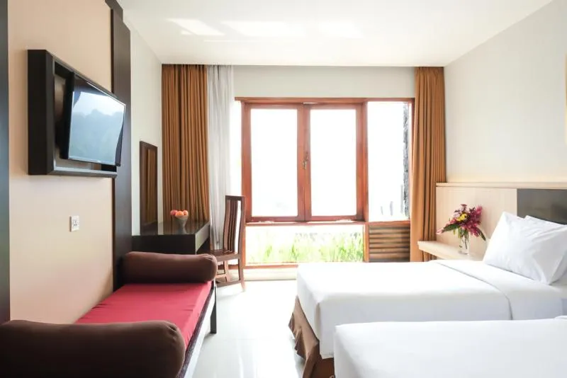 Bed in The Grand Hill Resort-Hotel