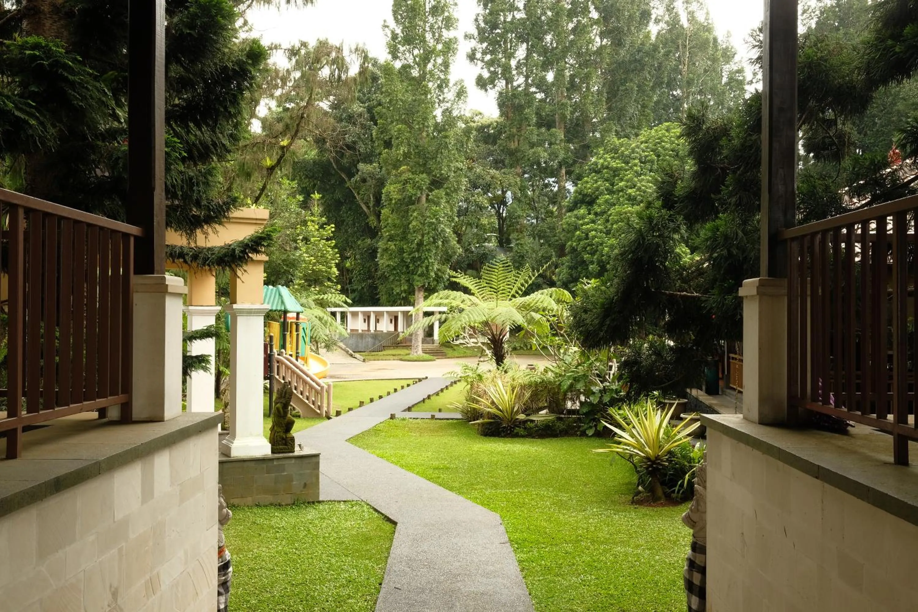 The Grand Hill Resort-Hotel